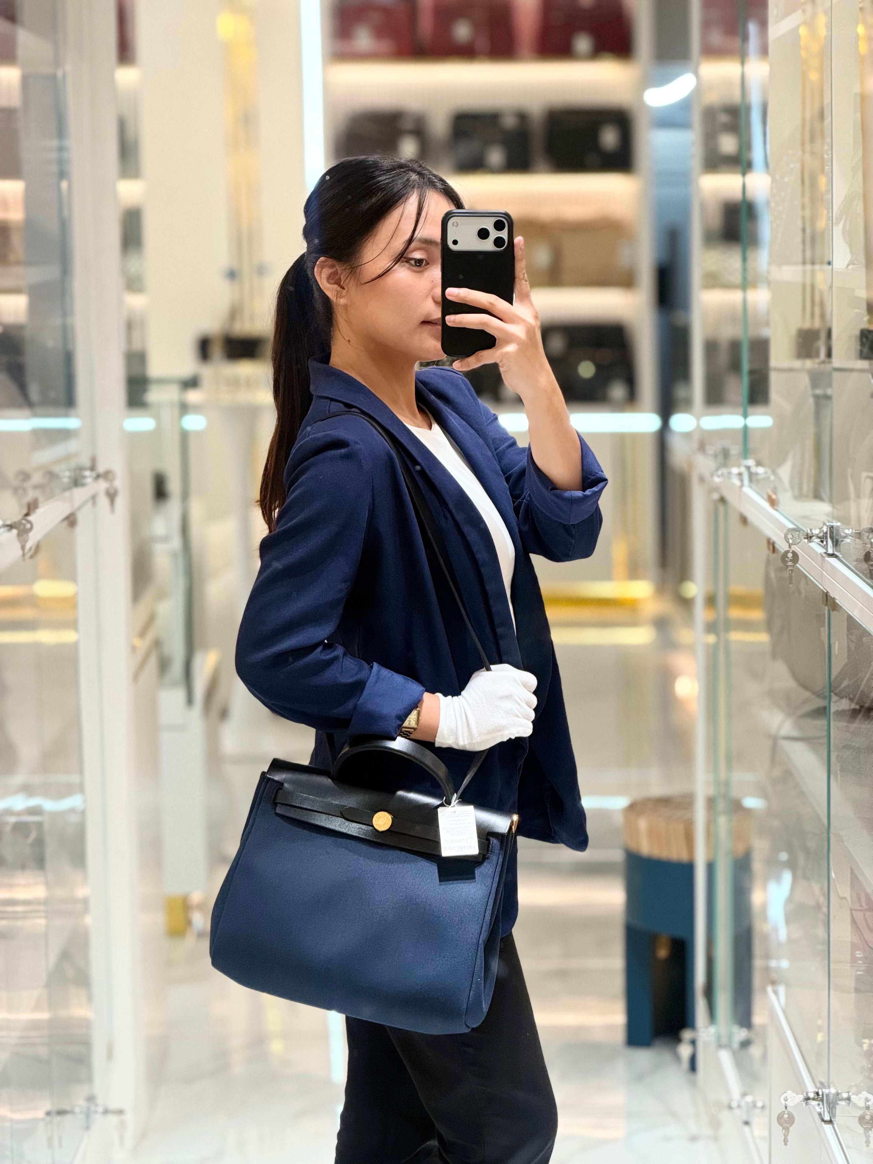 Hermes Zip 31 Blue Marine Canvas & Black Leather Gold Hardware Stamp Z(2021) | Purse Maison Luxury Bags Shop