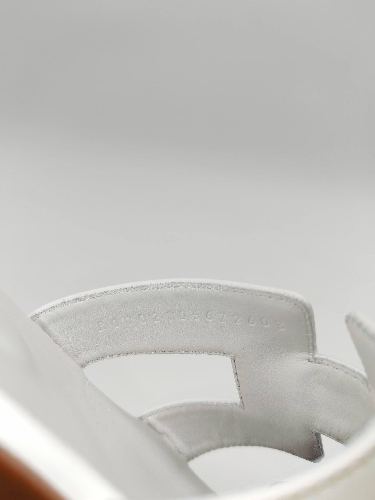Oran Sandals in White Swift Leather Size 40 (26cm)