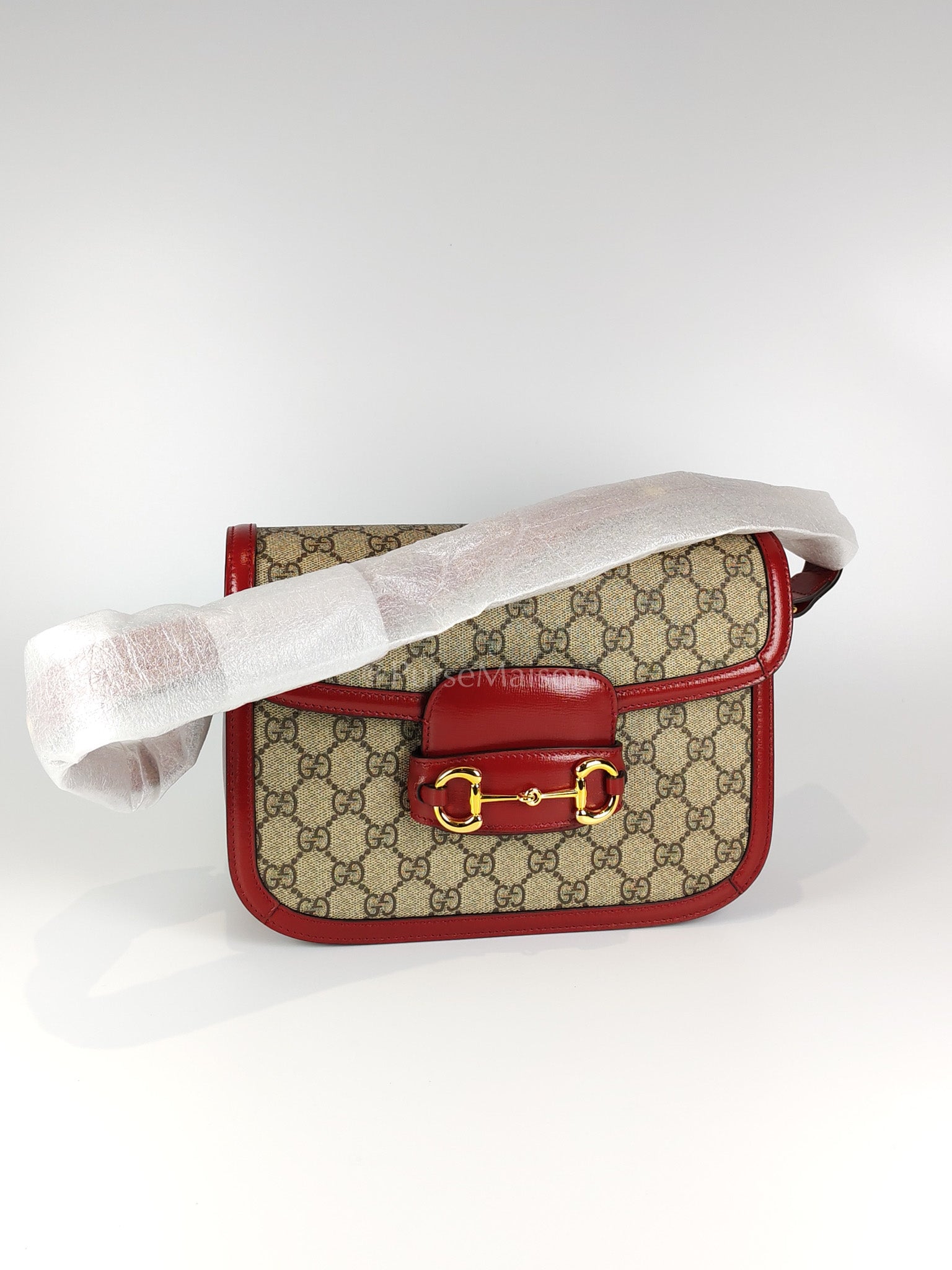 Horsebit 1955 Medium in Beige/Red Canvas | Purse Maison Luxury Bags Shop