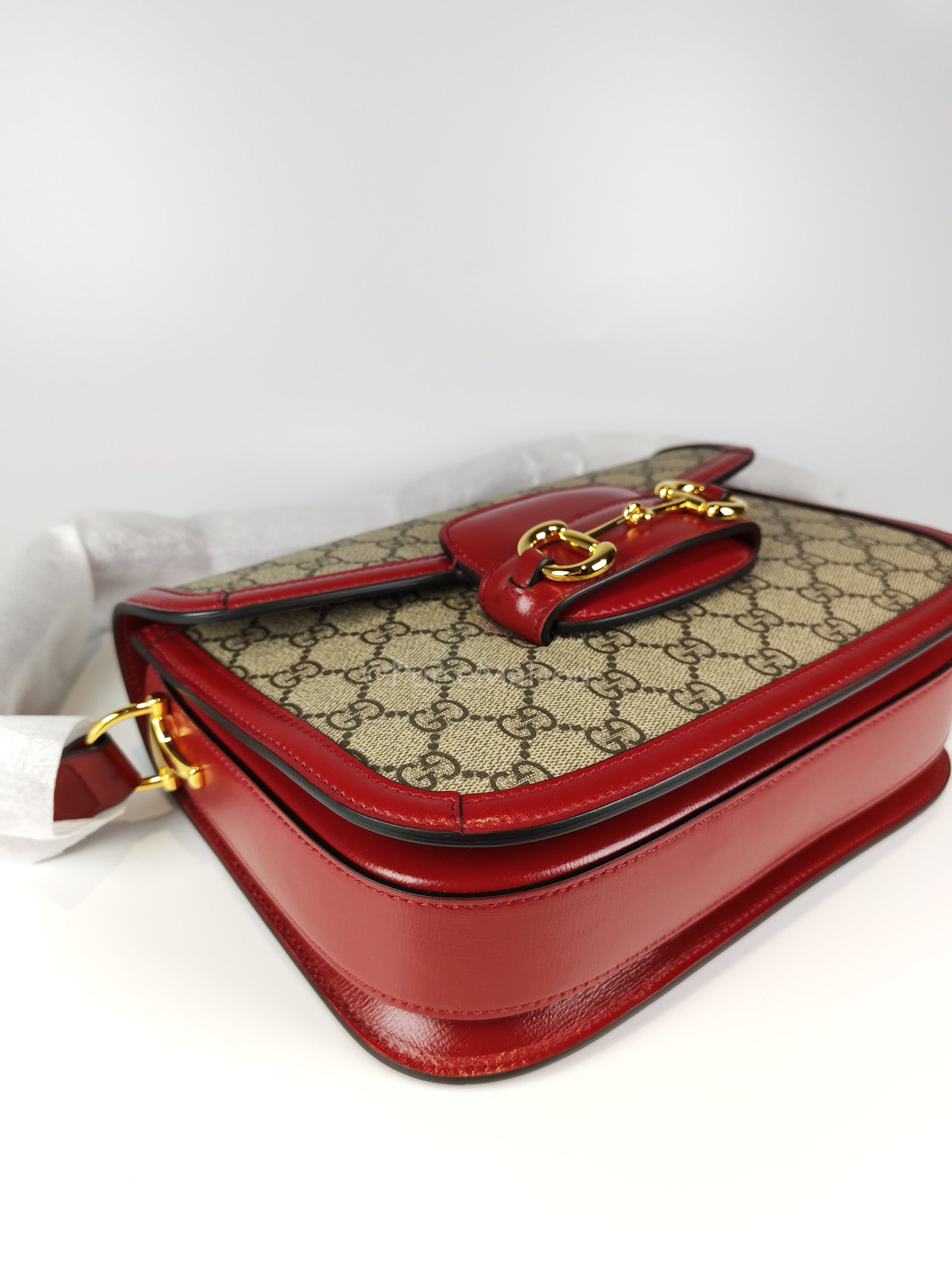 Horsebit 1955 Medium in Beige/Red Canvas | Purse Maison Luxury Bags Shop