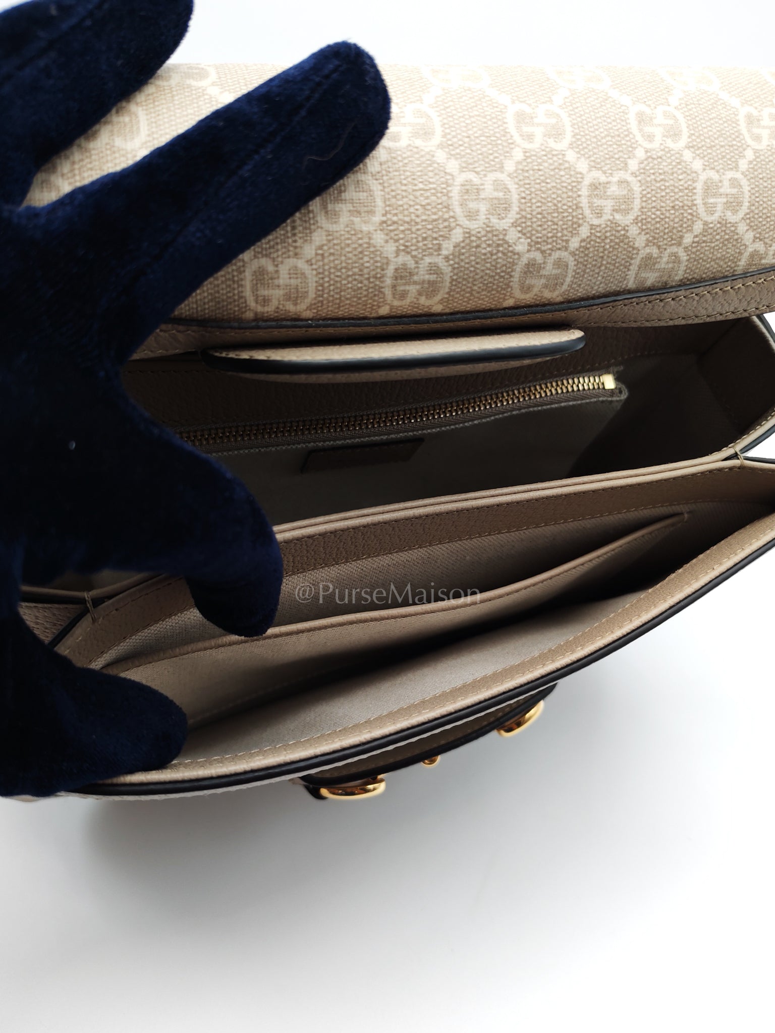Horsebit 1955 Medium in Beige/White GG Canvas | Purse Maison Luxury Bags Shop