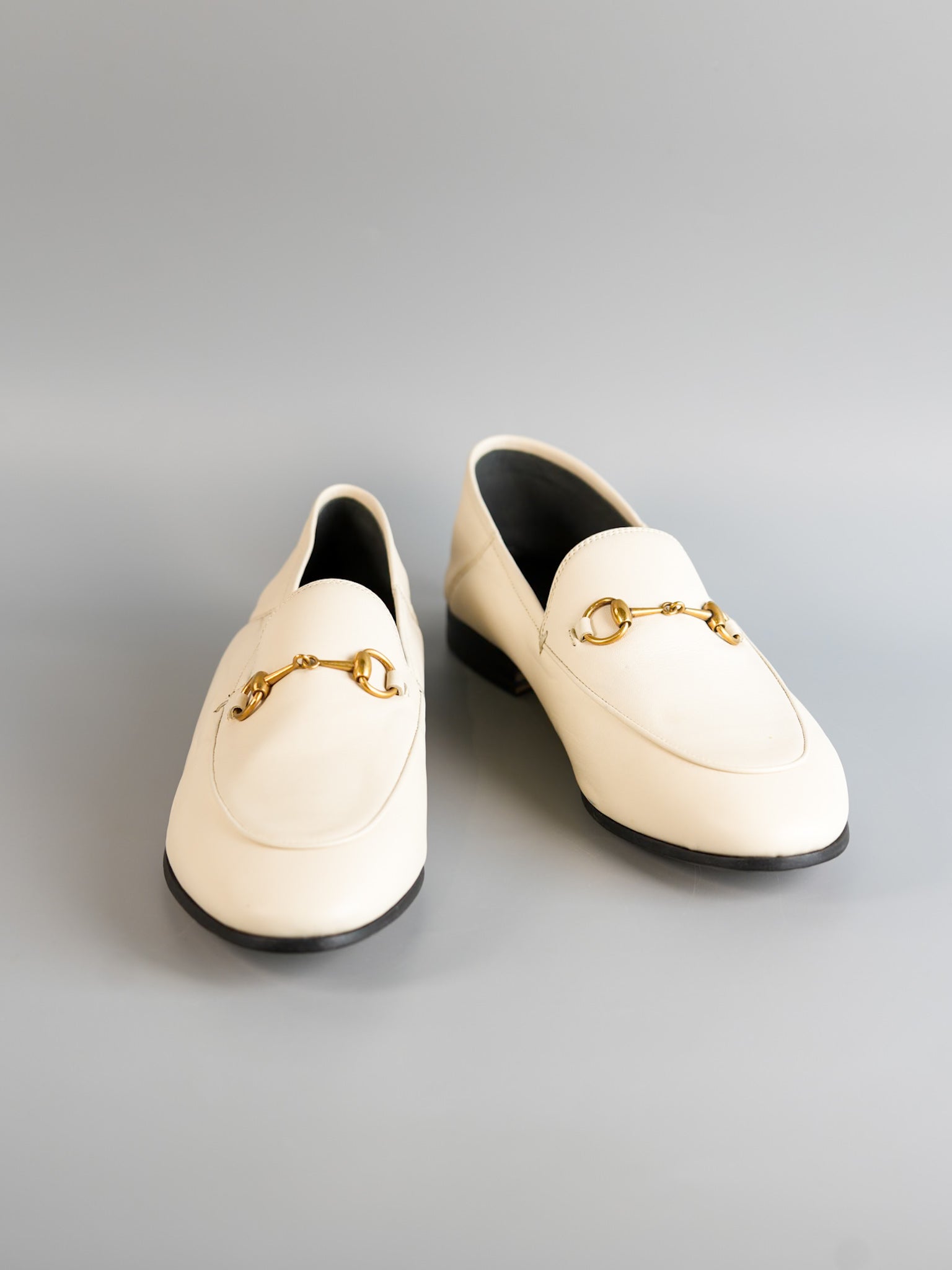 Horsebit Loafer in White Leather Size 41 EU (28.5cm) | Purse Maison Luxury Bags Shop