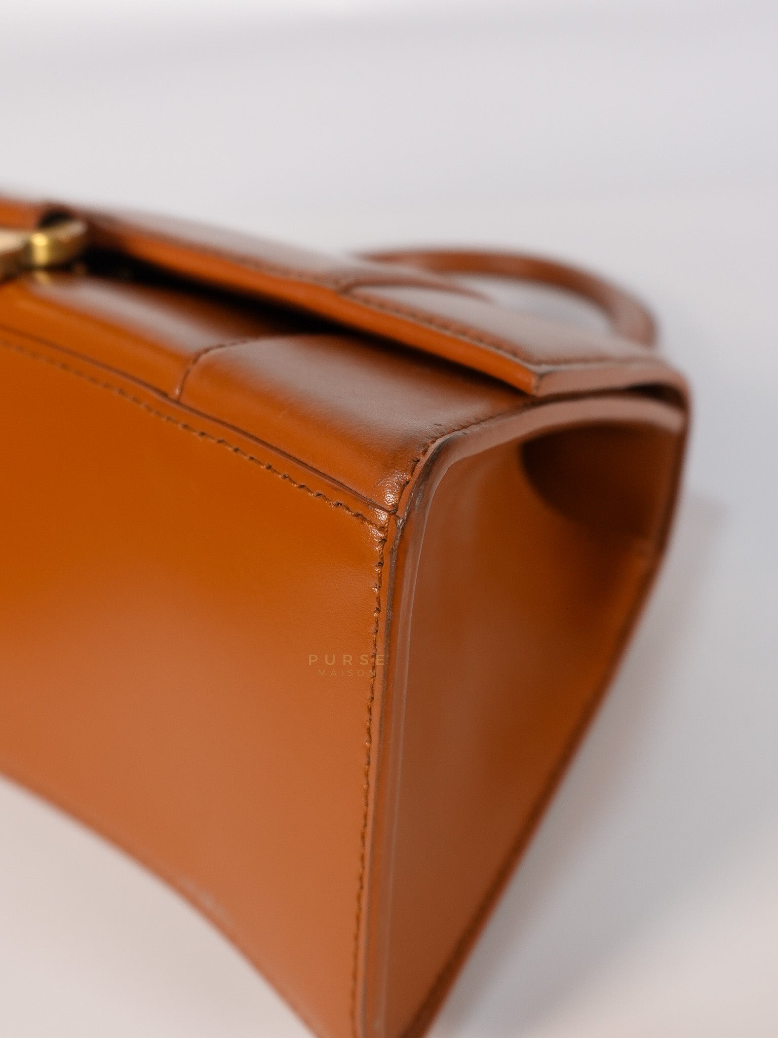 Hourglass in Brown Leather Top Handle Bag | Purse Maison Luxury Bags Shop