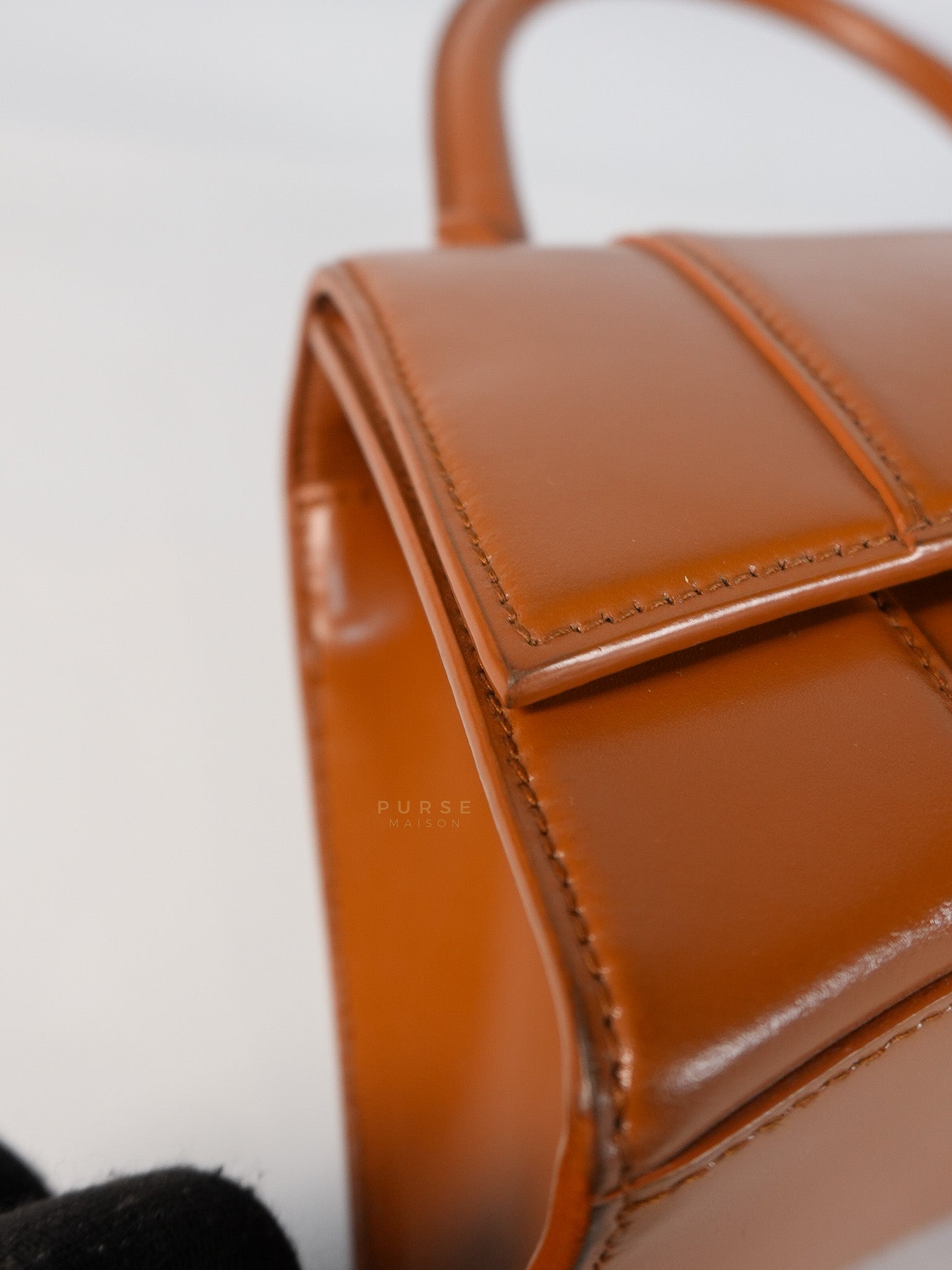 Hourglass in Brown Leather Top Handle Bag | Purse Maison Luxury Bags Shop
