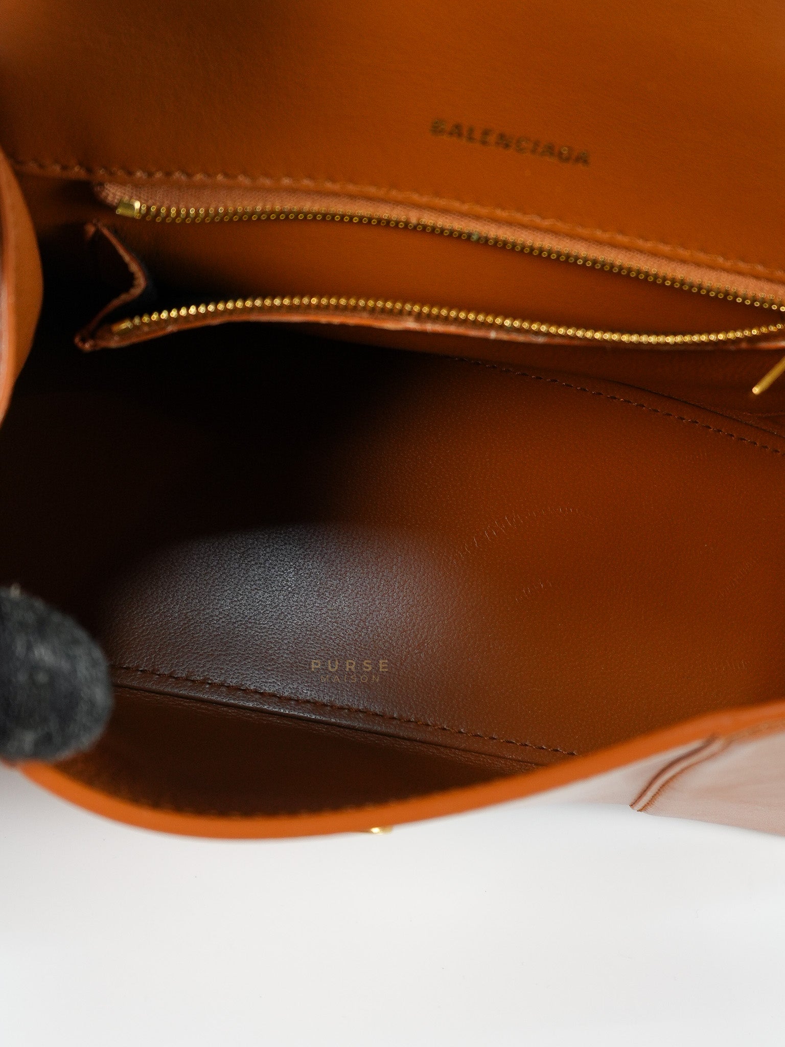 Hourglass in Brown Leather Top Handle Bag | Purse Maison Luxury Bags Shop