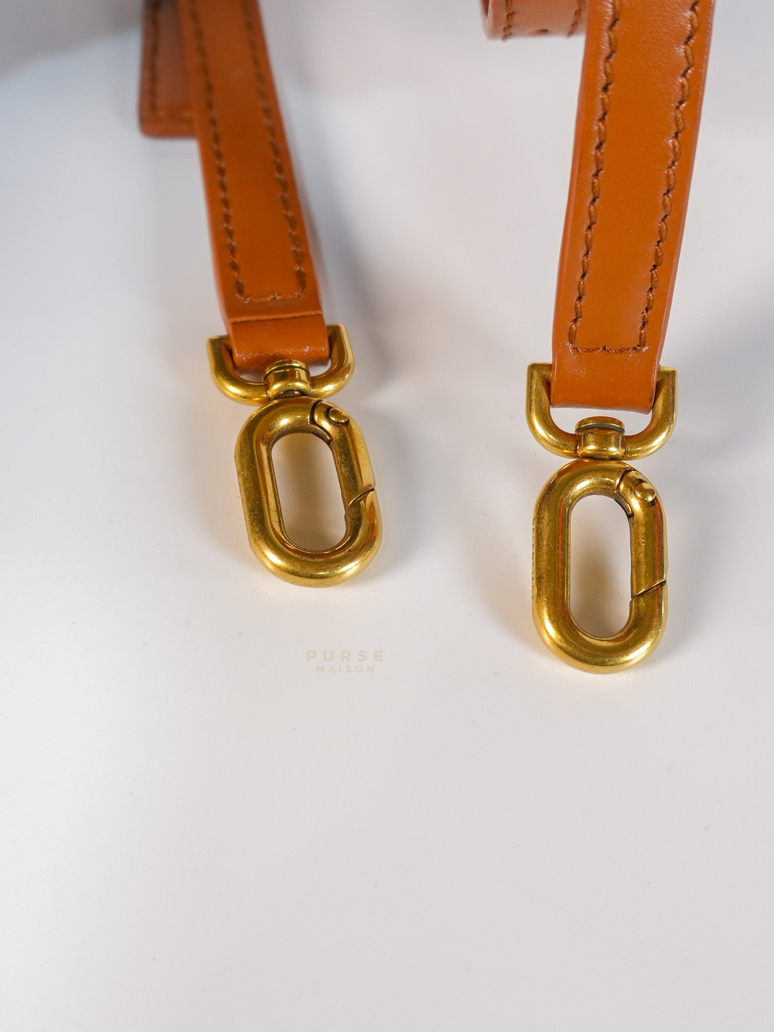 Hourglass in Brown Leather Top Handle Bag | Purse Maison Luxury Bags Shop
