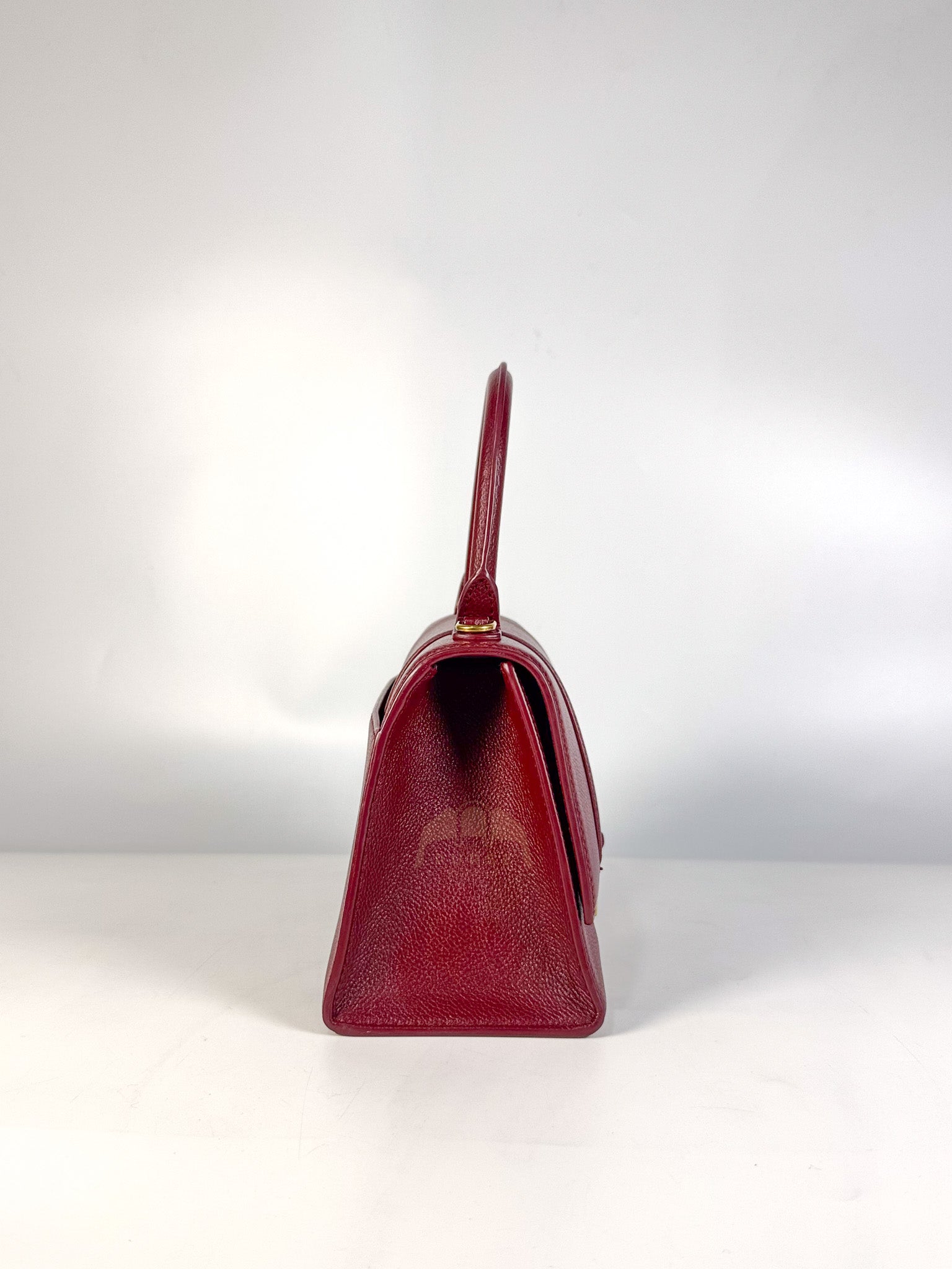 Hourglass Small in Dark Red Grained Leather | Purse Maison Luxury Bags Shop