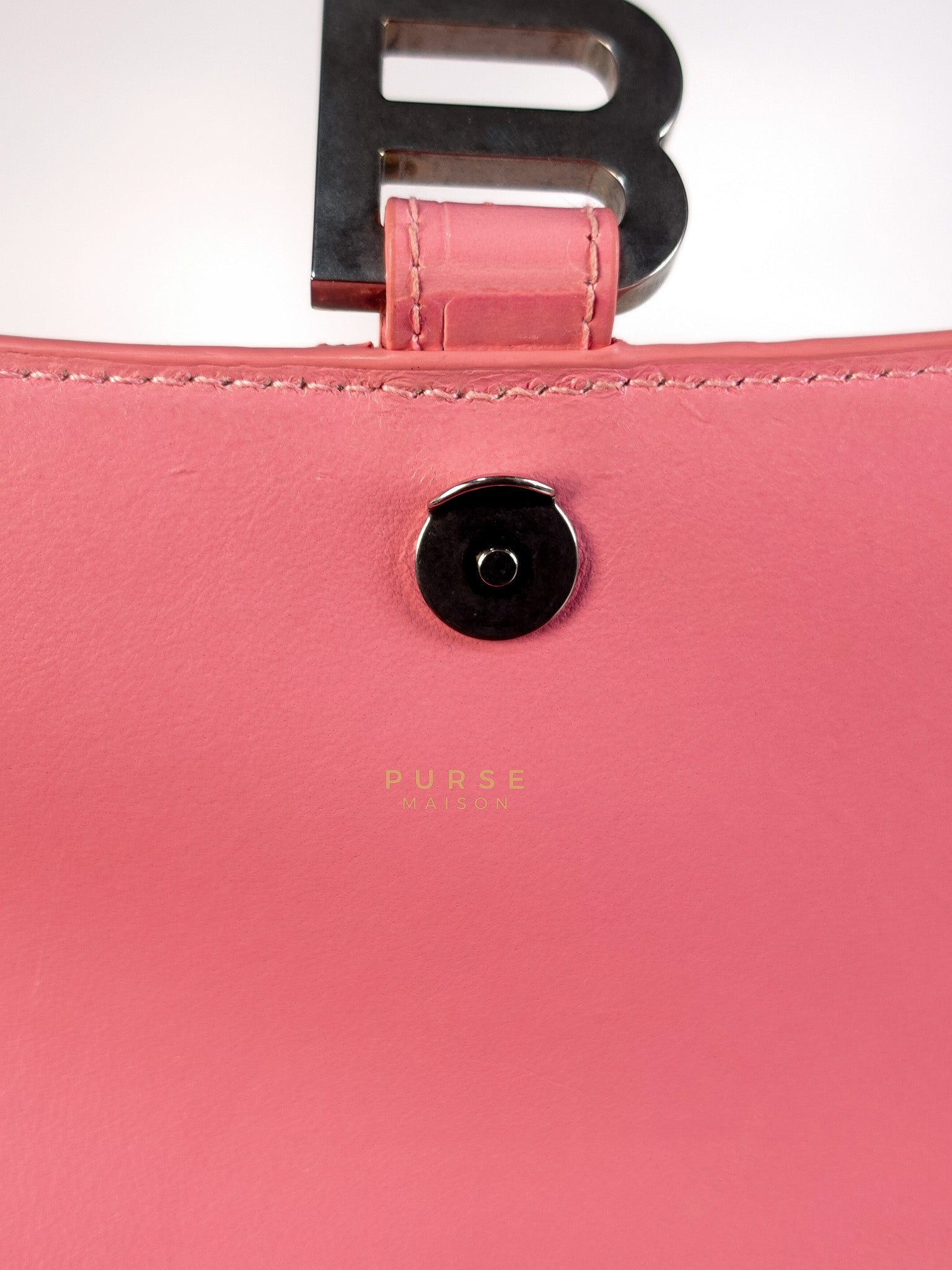 Hourglass Top Handle Bag Small in Pink Crododile Embosed Leather & Silver Hardware | Purse Maison Luxury Bags Shop