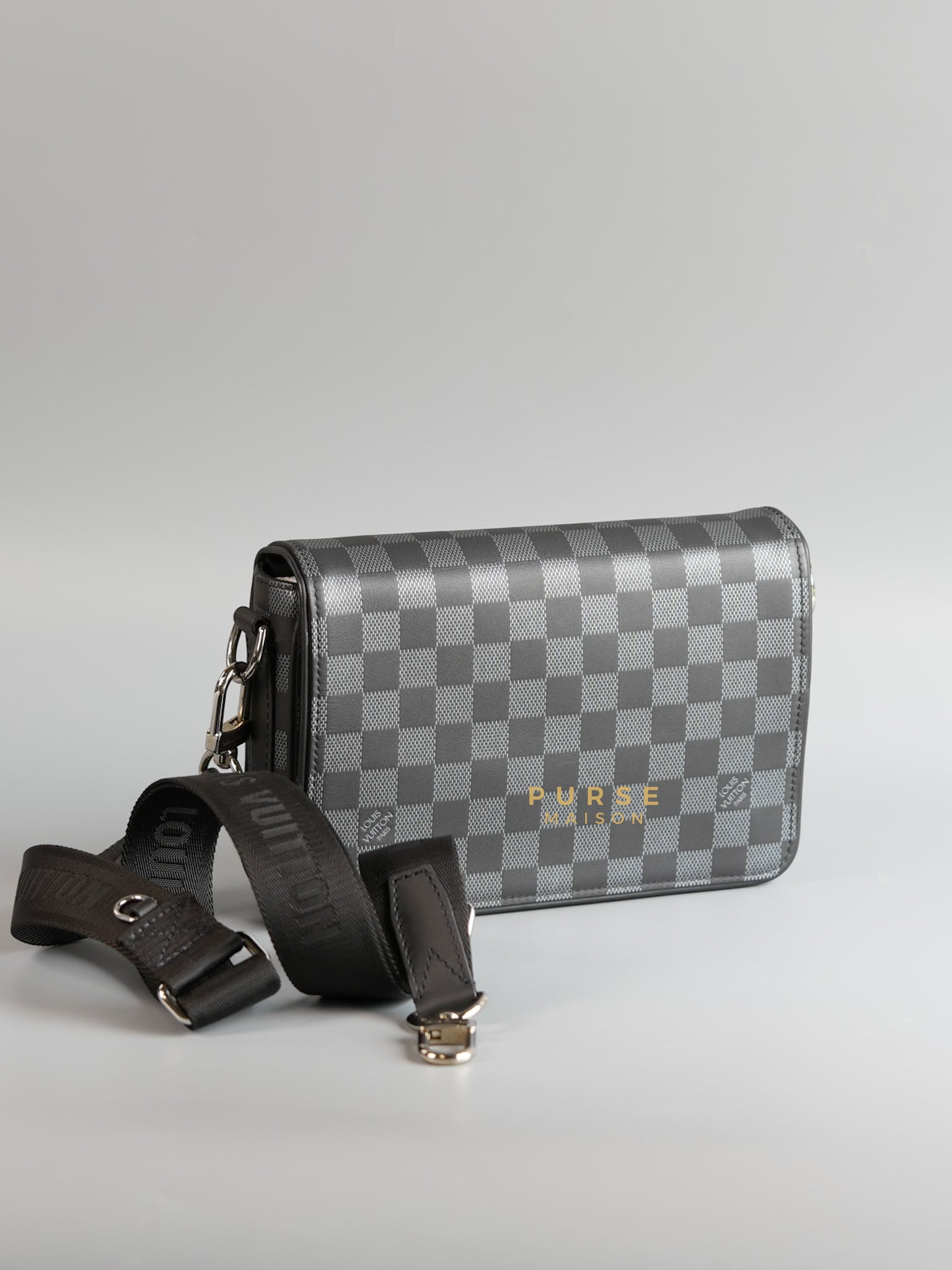 Infini Studio Messenger Bag in Damier Graphite Crossbody Bag (microchip) | Purse Maison Luxury Bags Shop