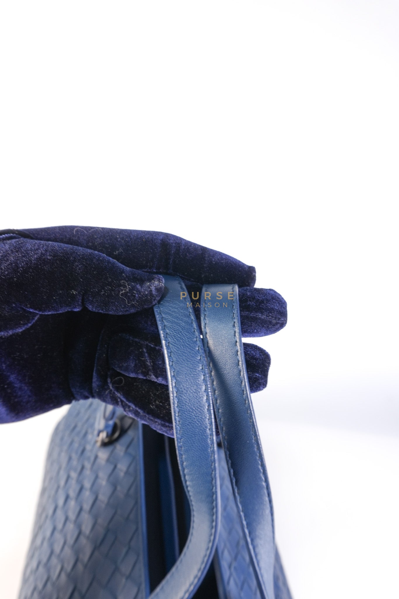 Intercciato Double Zipped Tote Bag in Blue Woven Leather | Purse Maison Luxury Bags Shop