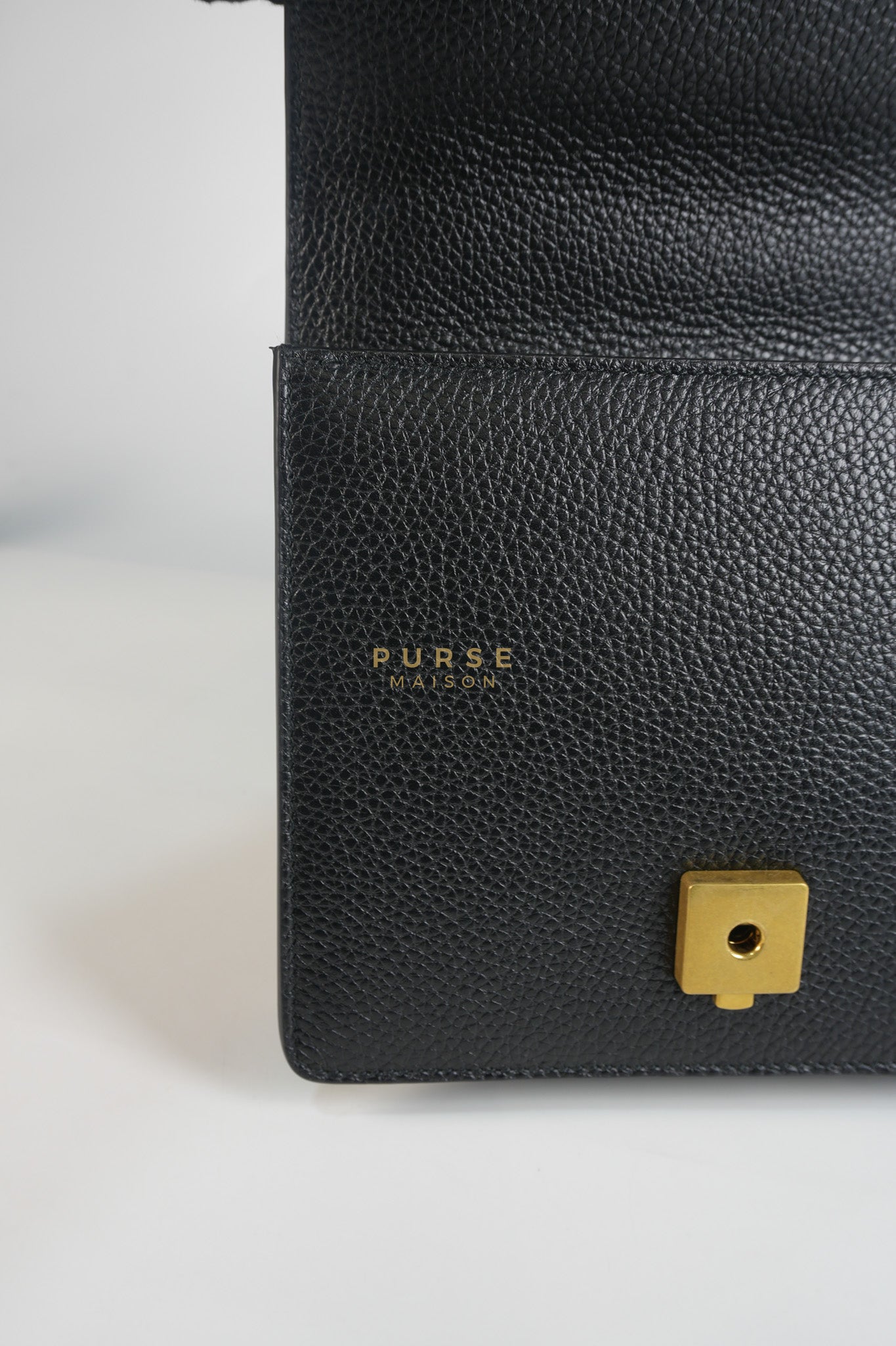 Interlocking G Marmont Black Grained Calfskin Leather Crossbody Bag | Purse Maison Luxury Bags Shop