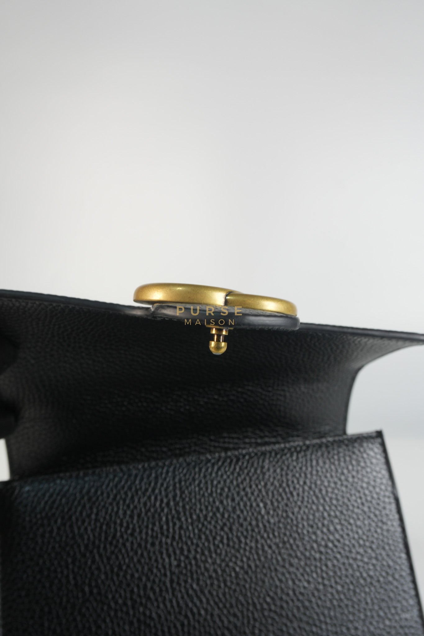 Interlocking G Marmont Black Grained Calfskin Leather Crossbody Bag | Purse Maison Luxury Bags Shop