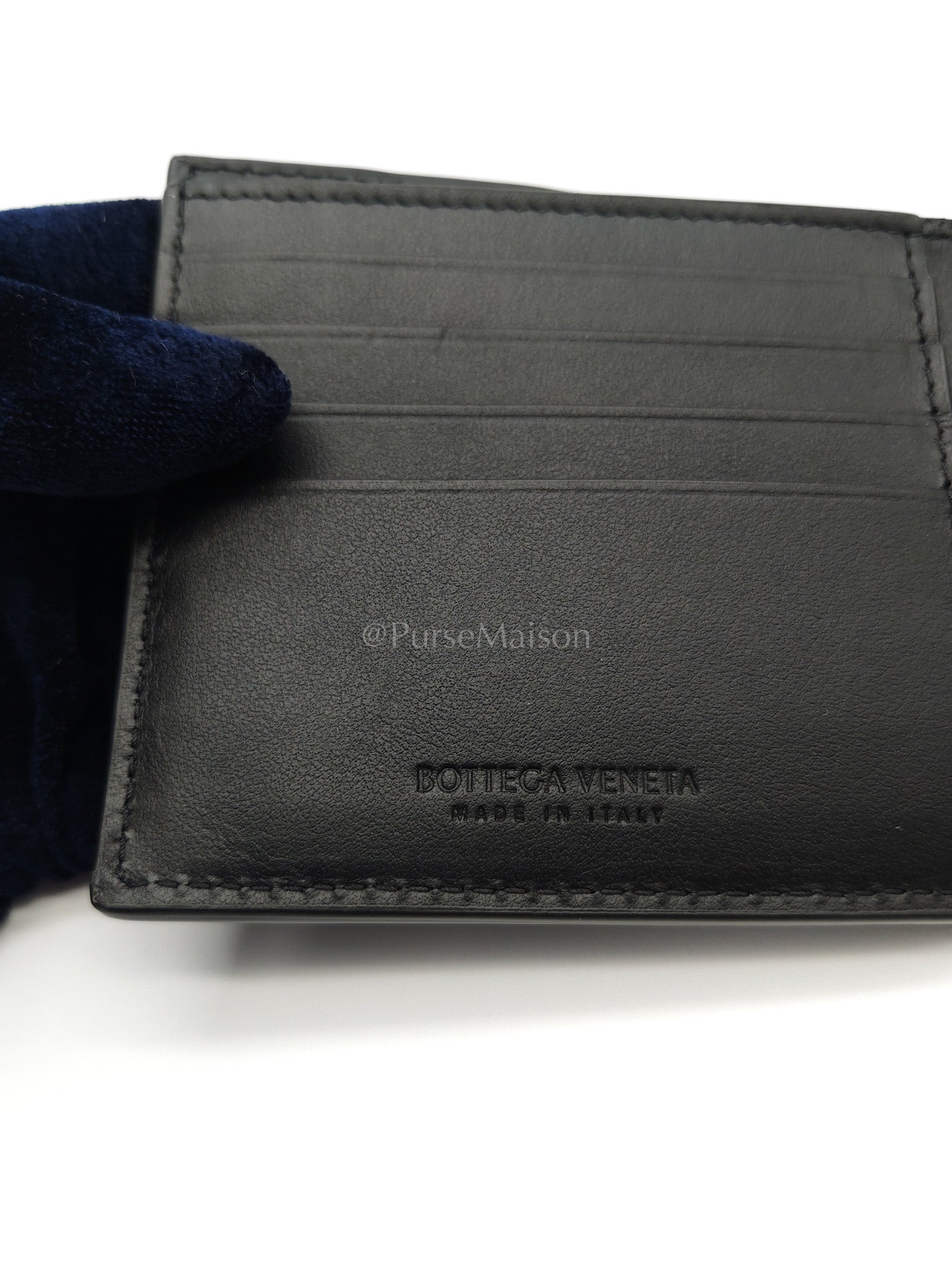 Intrecciato Bi-fold Wallet Black | Purse Maison Luxury Bags Shop
