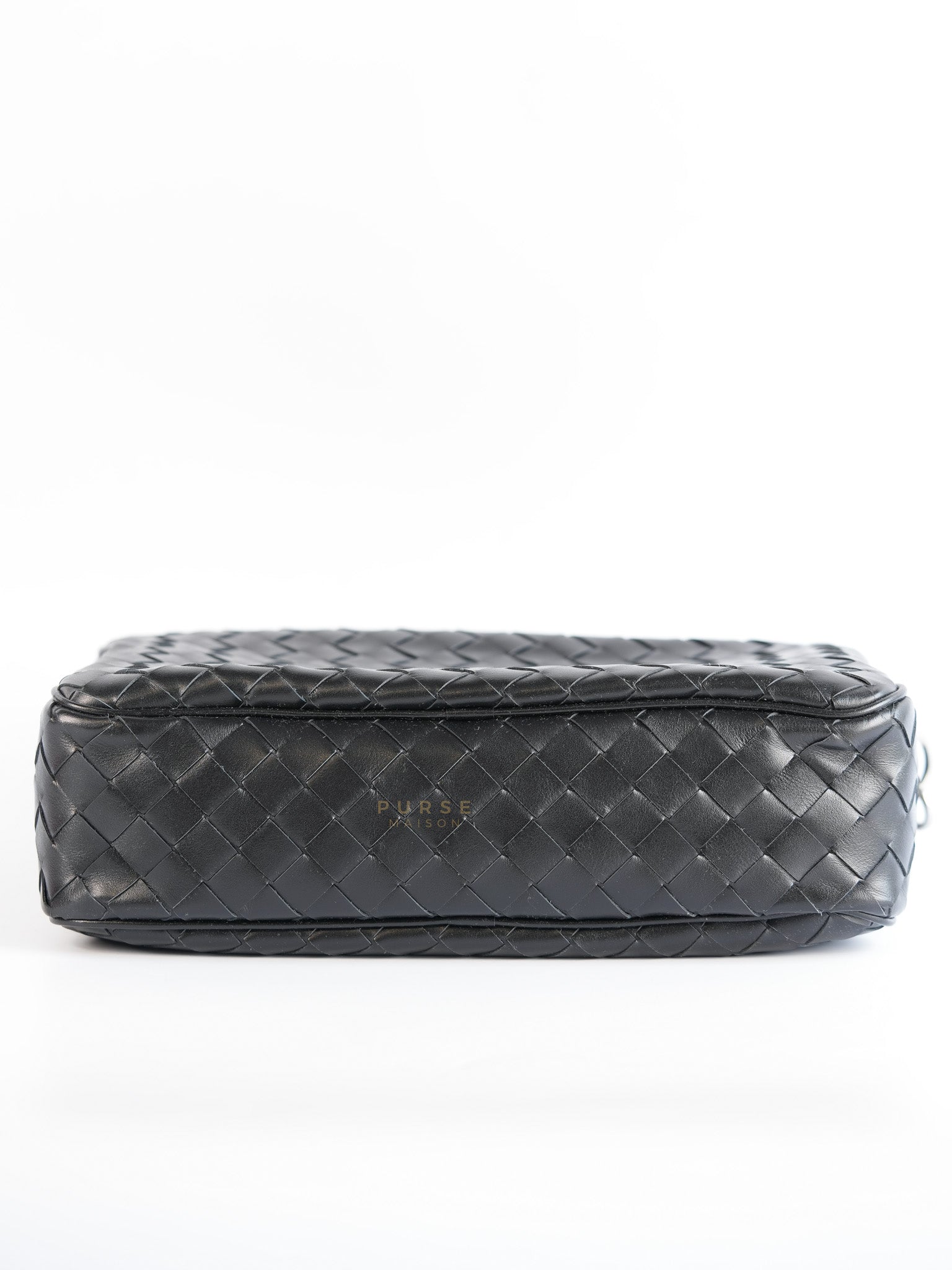 Intrecciato Leather Camera Bag in Black | Purse Maison Luxury Bags Shop