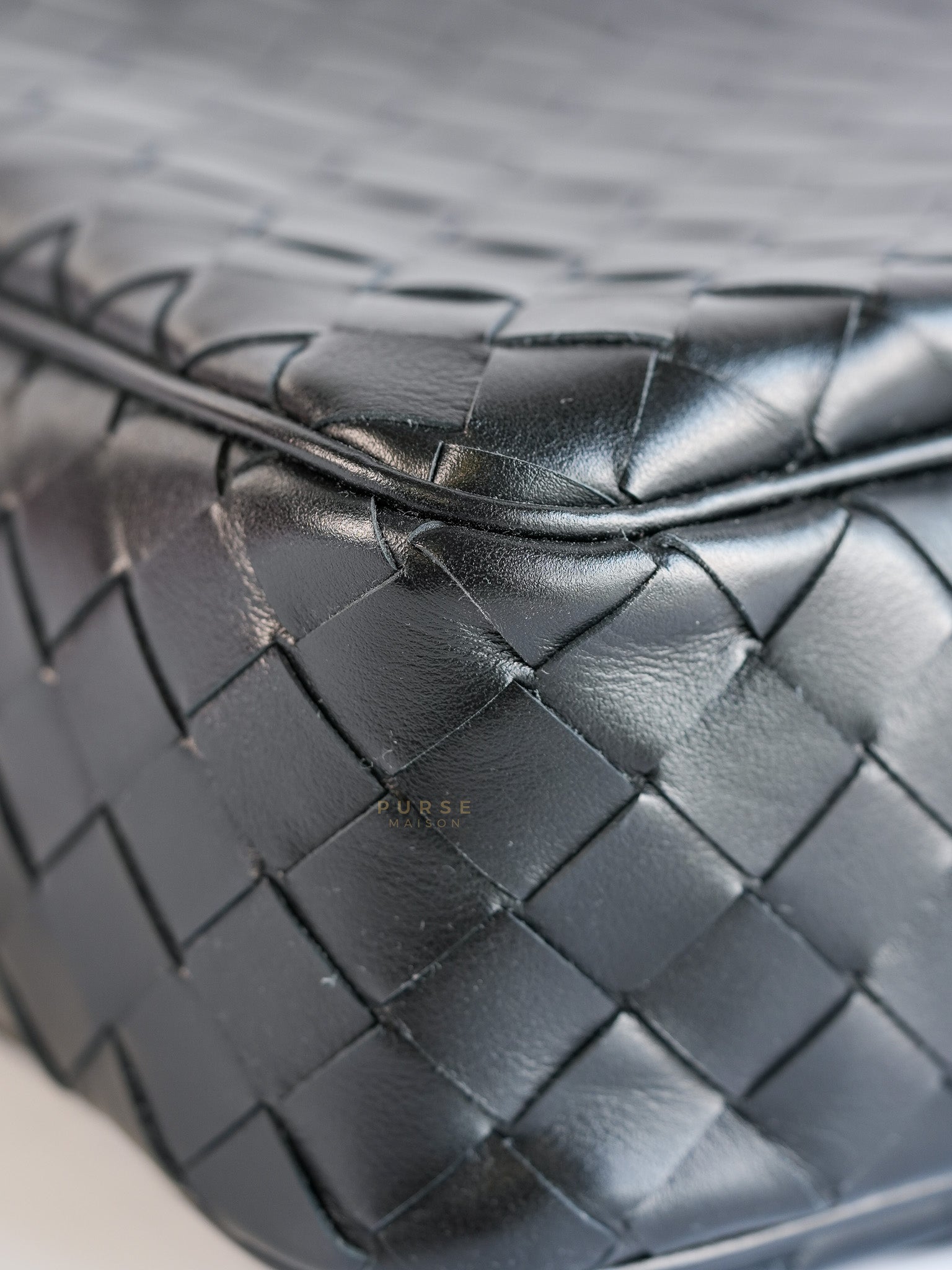 Intrecciato Leather Camera Bag in Black | Purse Maison Luxury Bags Shop