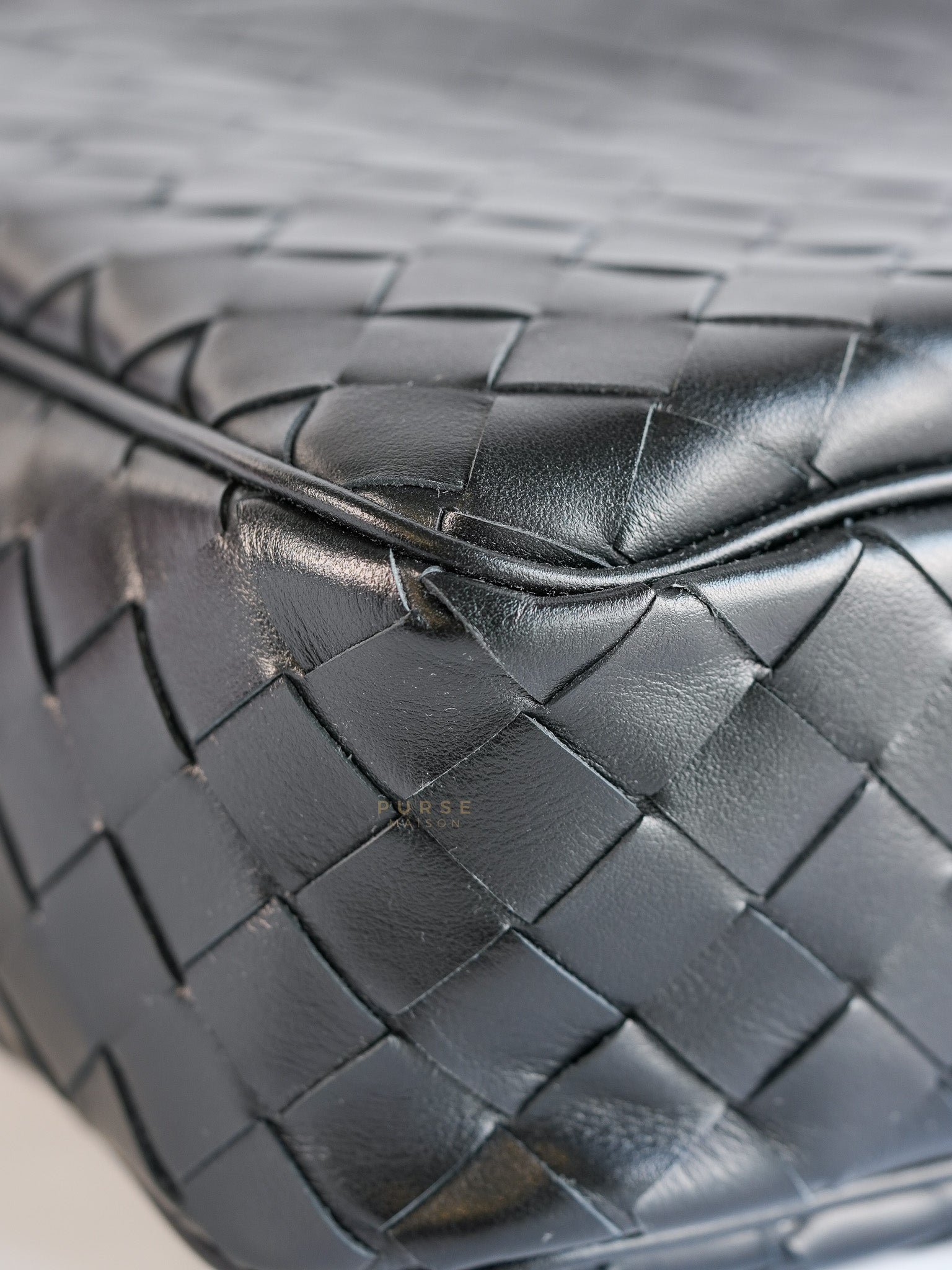 Intrecciato Leather Camera Bag in Black | Purse Maison Luxury Bags Shop