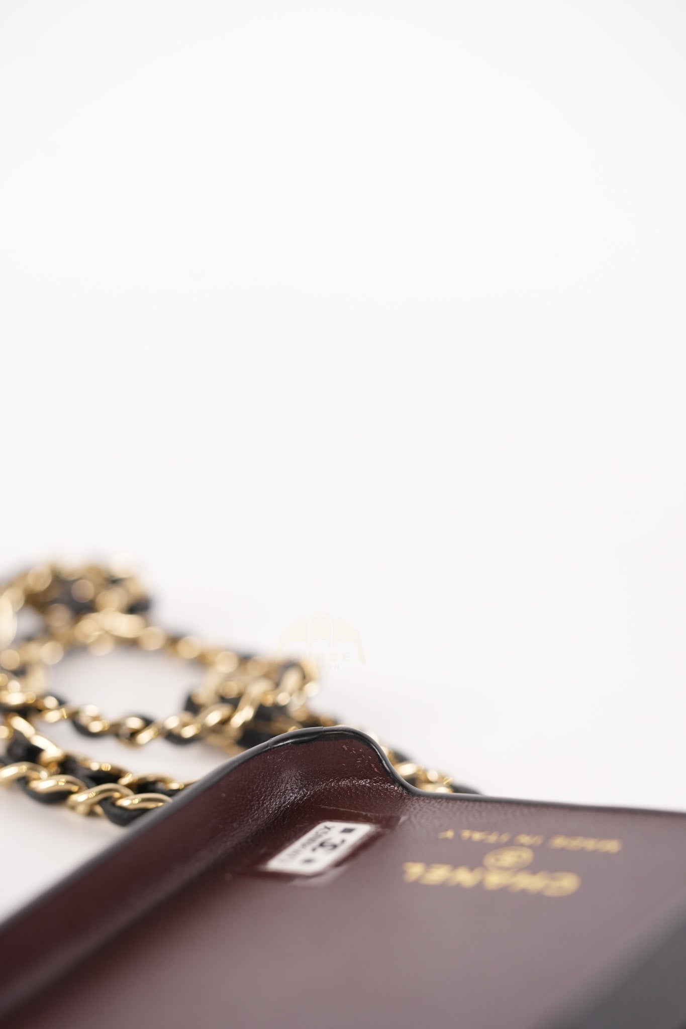 Iphone14 Pro Phone Case in Quilted Caviar Leather Chain Strap (Microchip) | Purse Maison Luxury Bags Shop