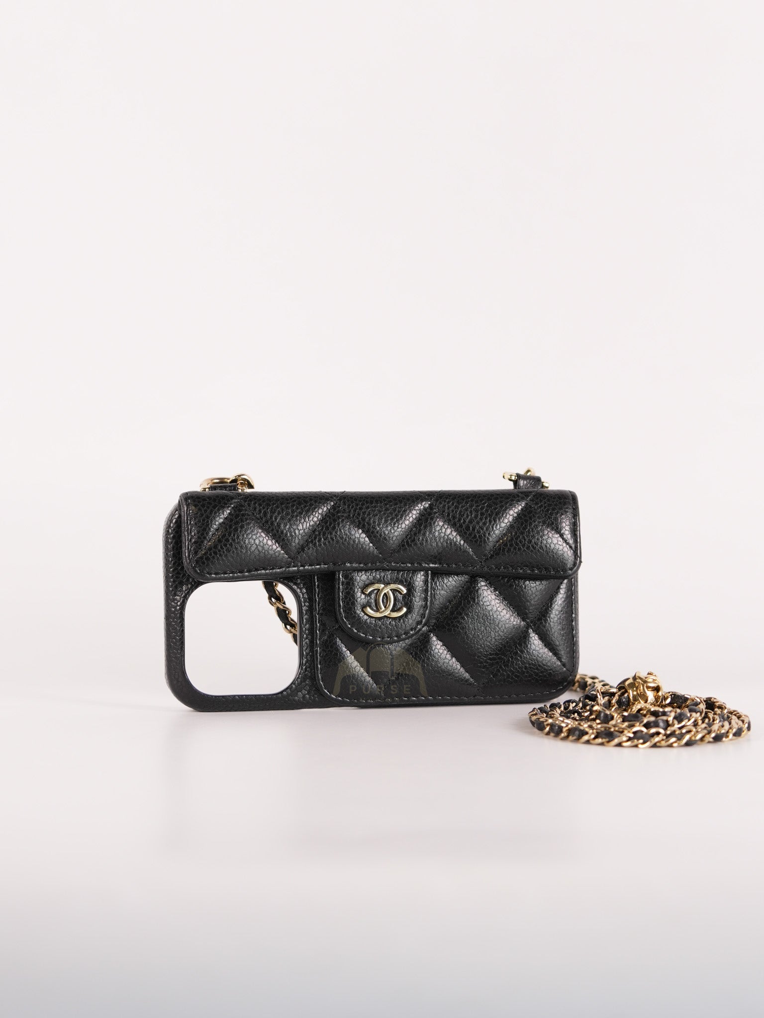 Iphone14 Pro Phone Case in Quilted Caviar Leather Chain Strap (Microchip) | Purse Maison Luxury Bags Shop