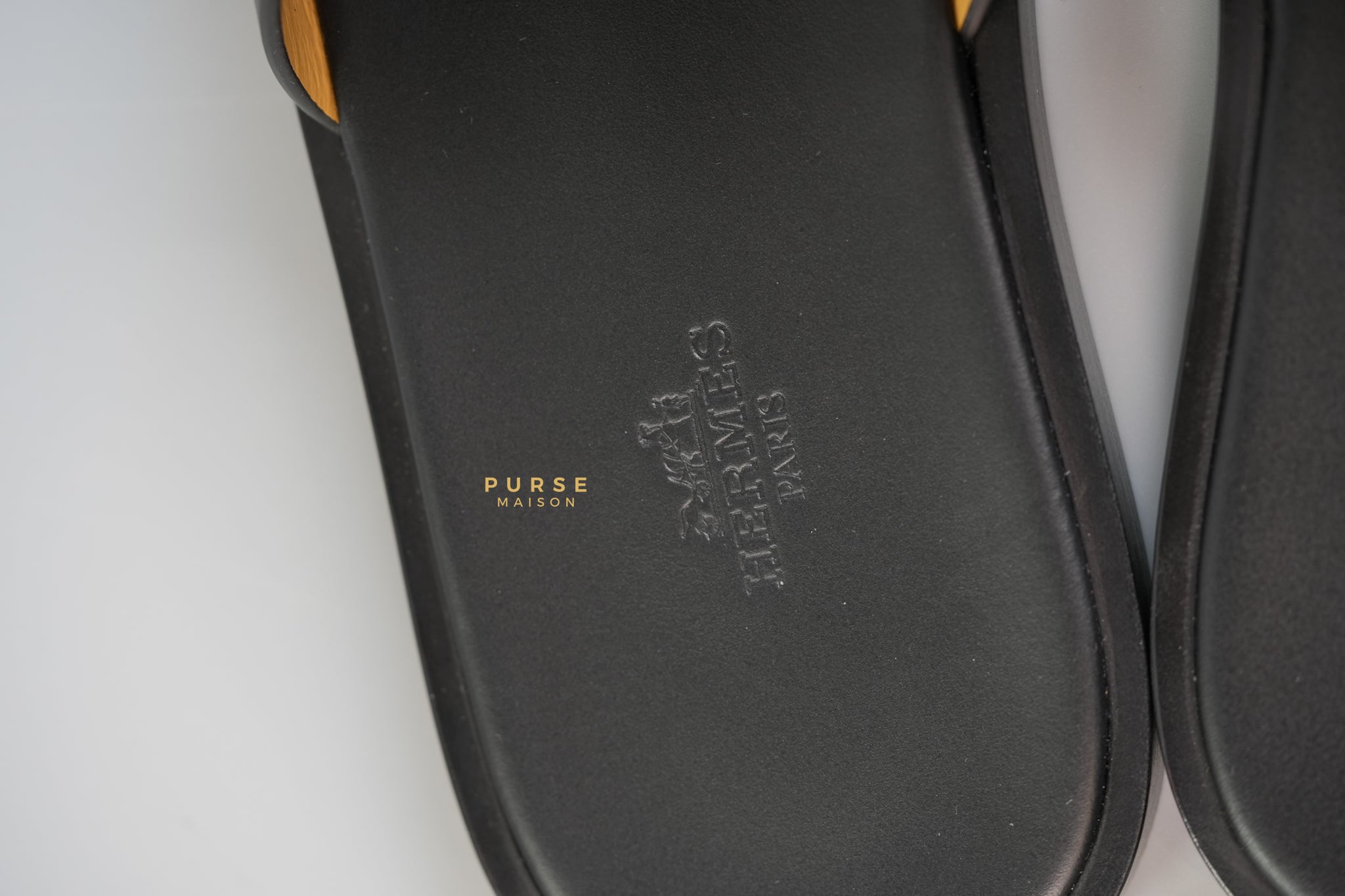 Izmir Black Sandals Size 43 (28cm) | Purse Maison Luxury Bags Shop