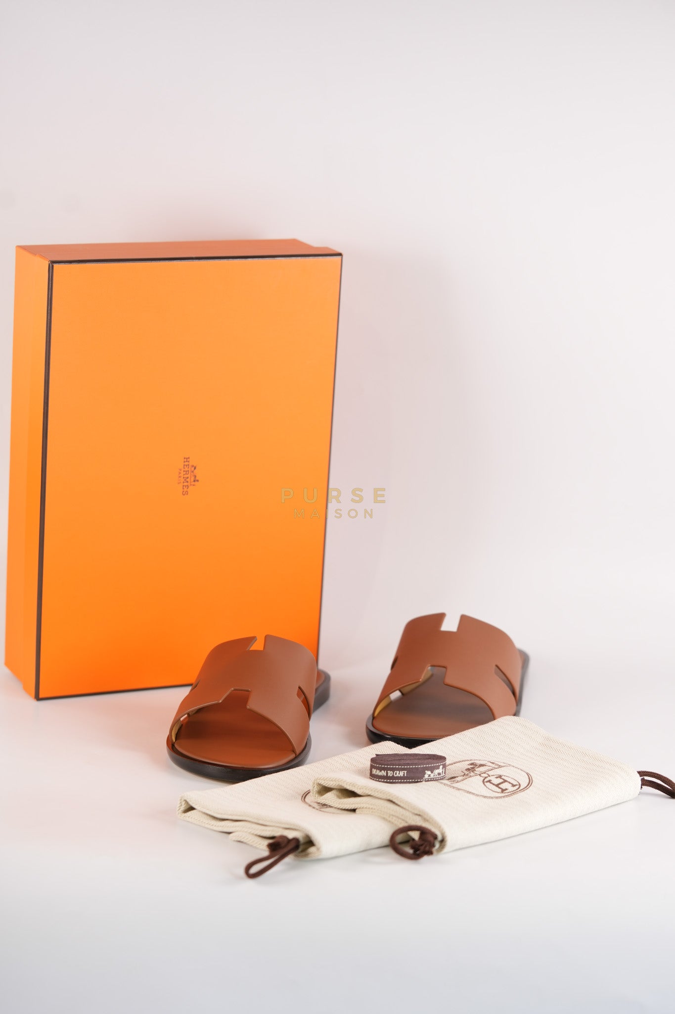 Izmir Sandals in Gold Size 41 EU (26cm) | Purse Maison Luxury Bags Shop