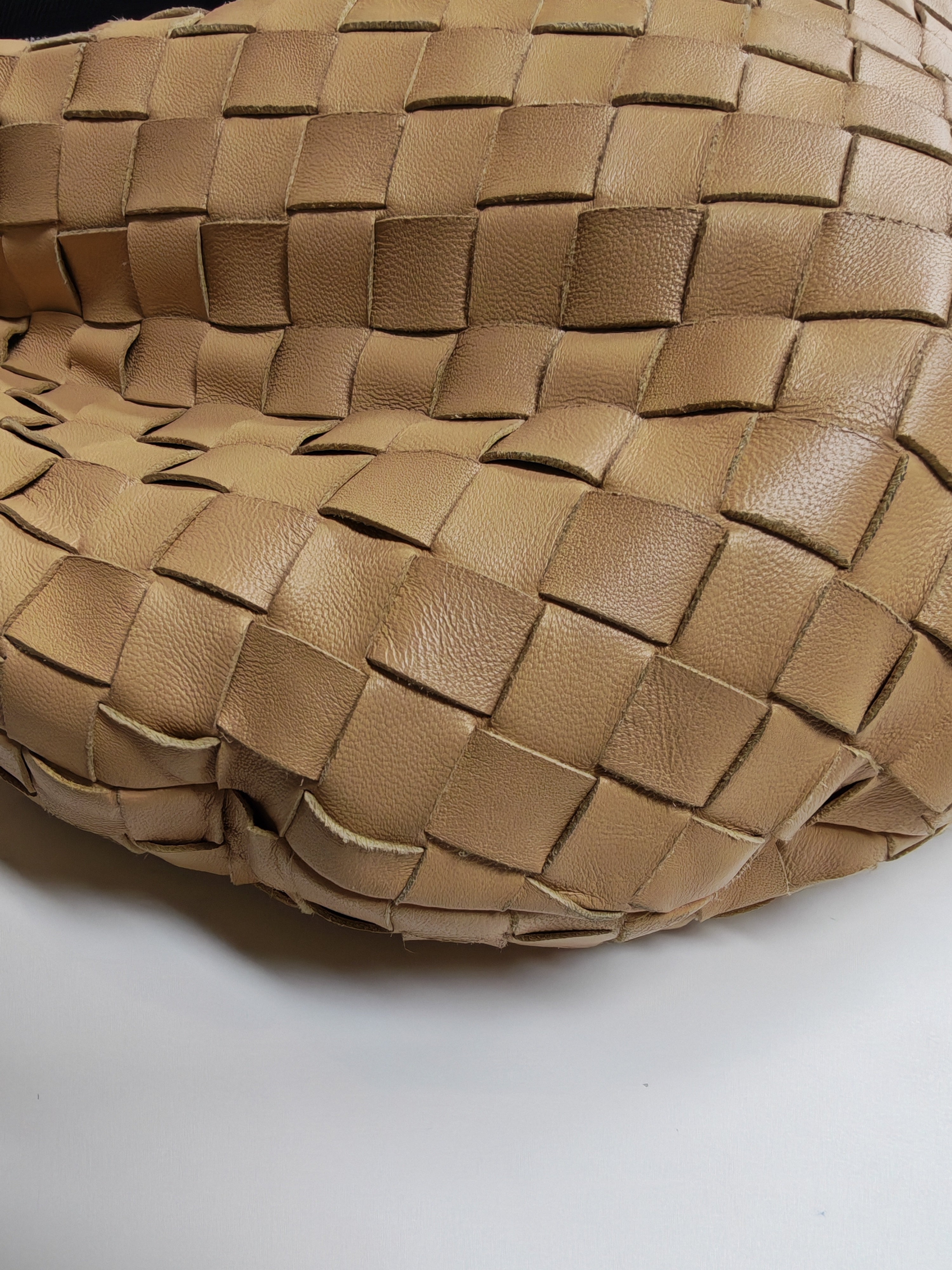 Jodie Medium in Beige Intrecciato Woven Leather Shoulder Bag | Purse Maison Luxury Bags Shop
