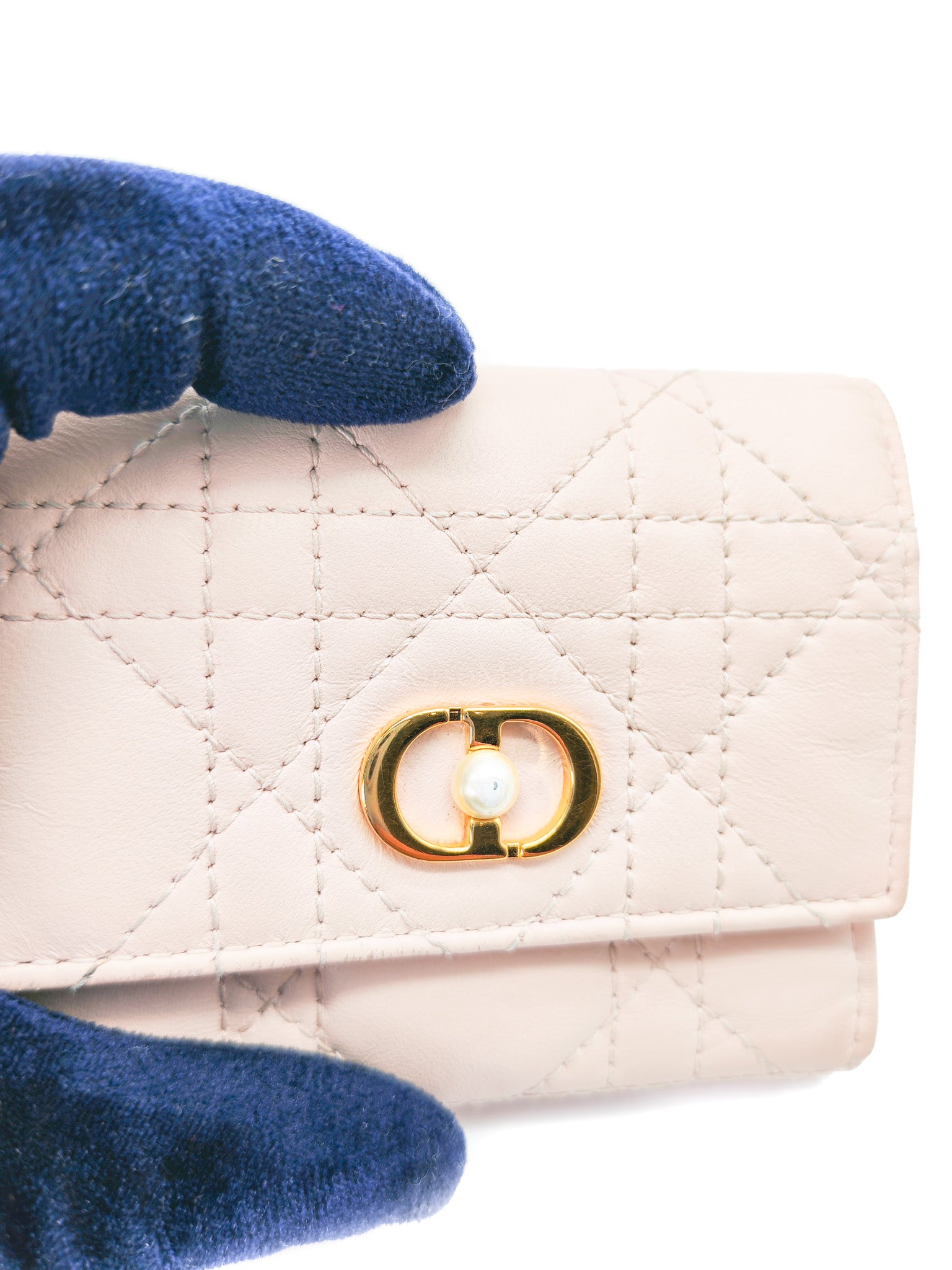 Jolie Hibiscus Powder Pink Trifold Wallet | Purse Maison Luxury Bags Shop