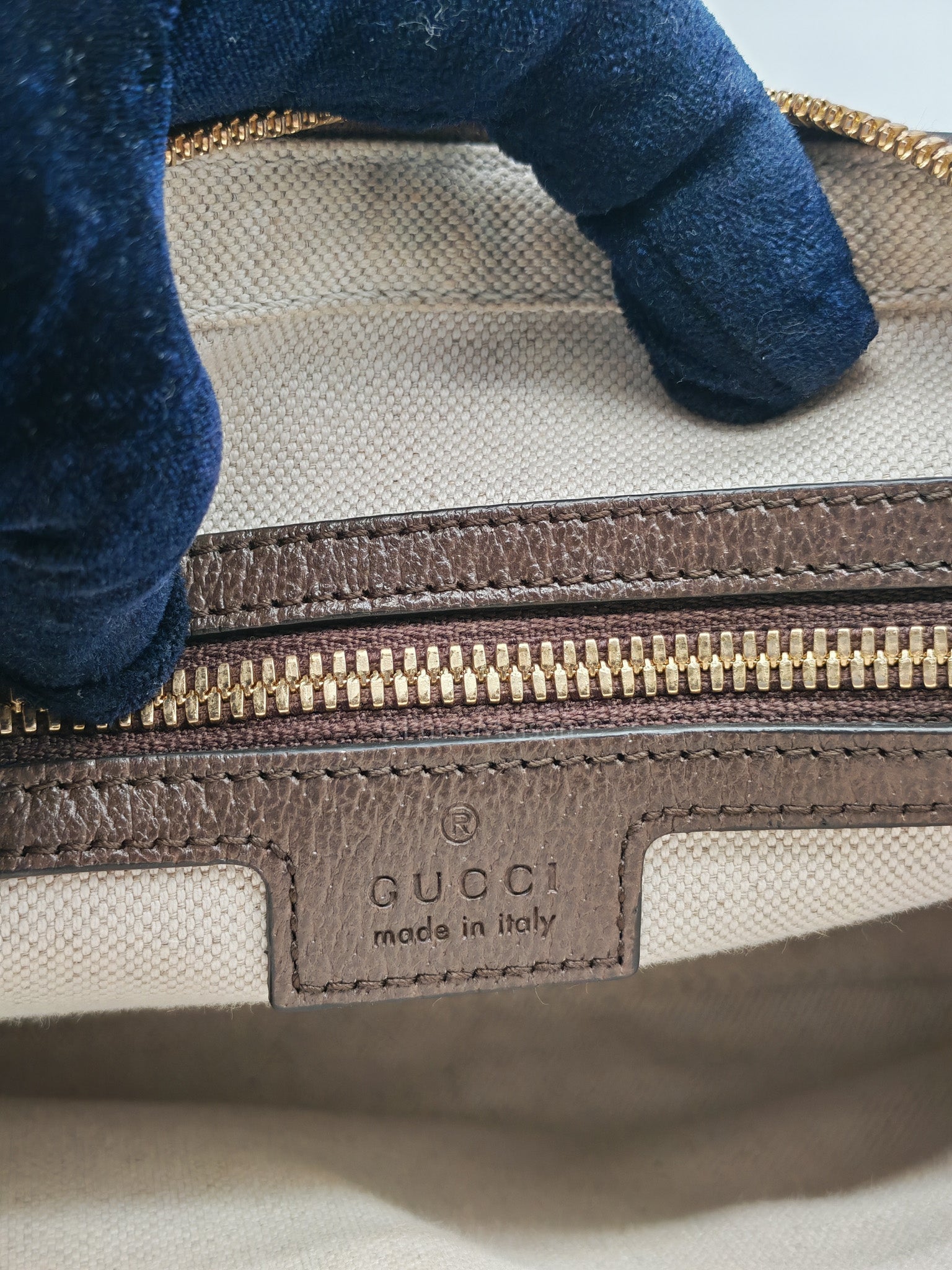 Jumbo Logo Messenger Crossbody Bag | Purse Maison Luxury Bags Shop