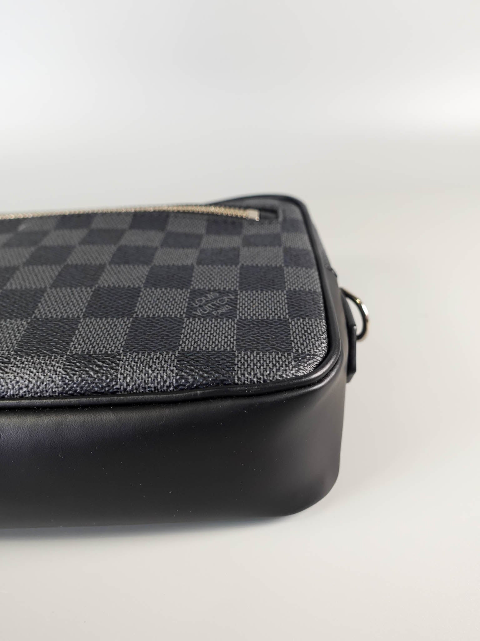 Kasai Clutch in Damier Graphite (Date Code: SR1138) | Purse Maison Luxury Bags Shop