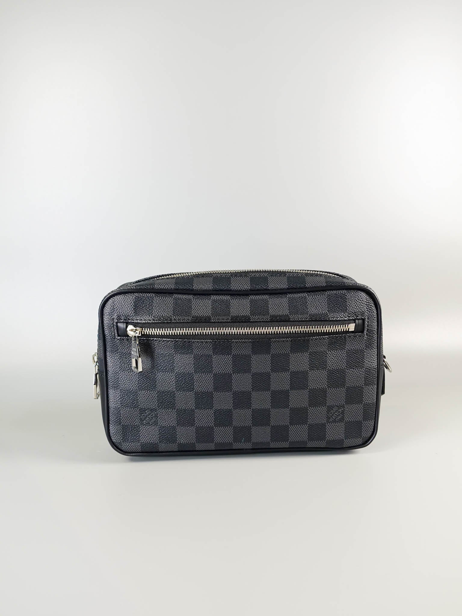 Kasai Clutch in Damier Graphite (Date Code: SR1138) | Purse Maison Luxury Bags Shop