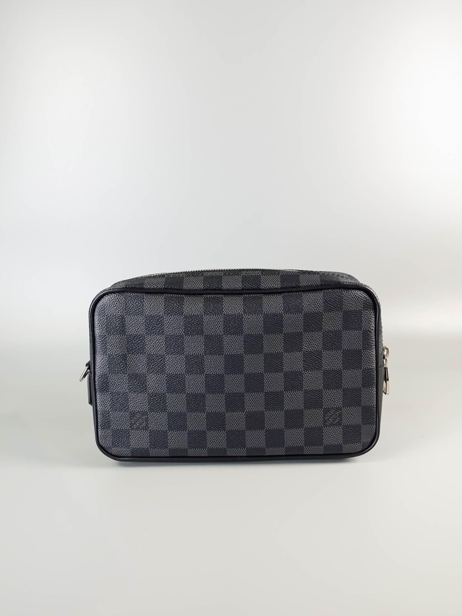 Kasai Clutch in Damier Graphite (Date Code: SR1138) | Purse Maison Luxury Bags Shop