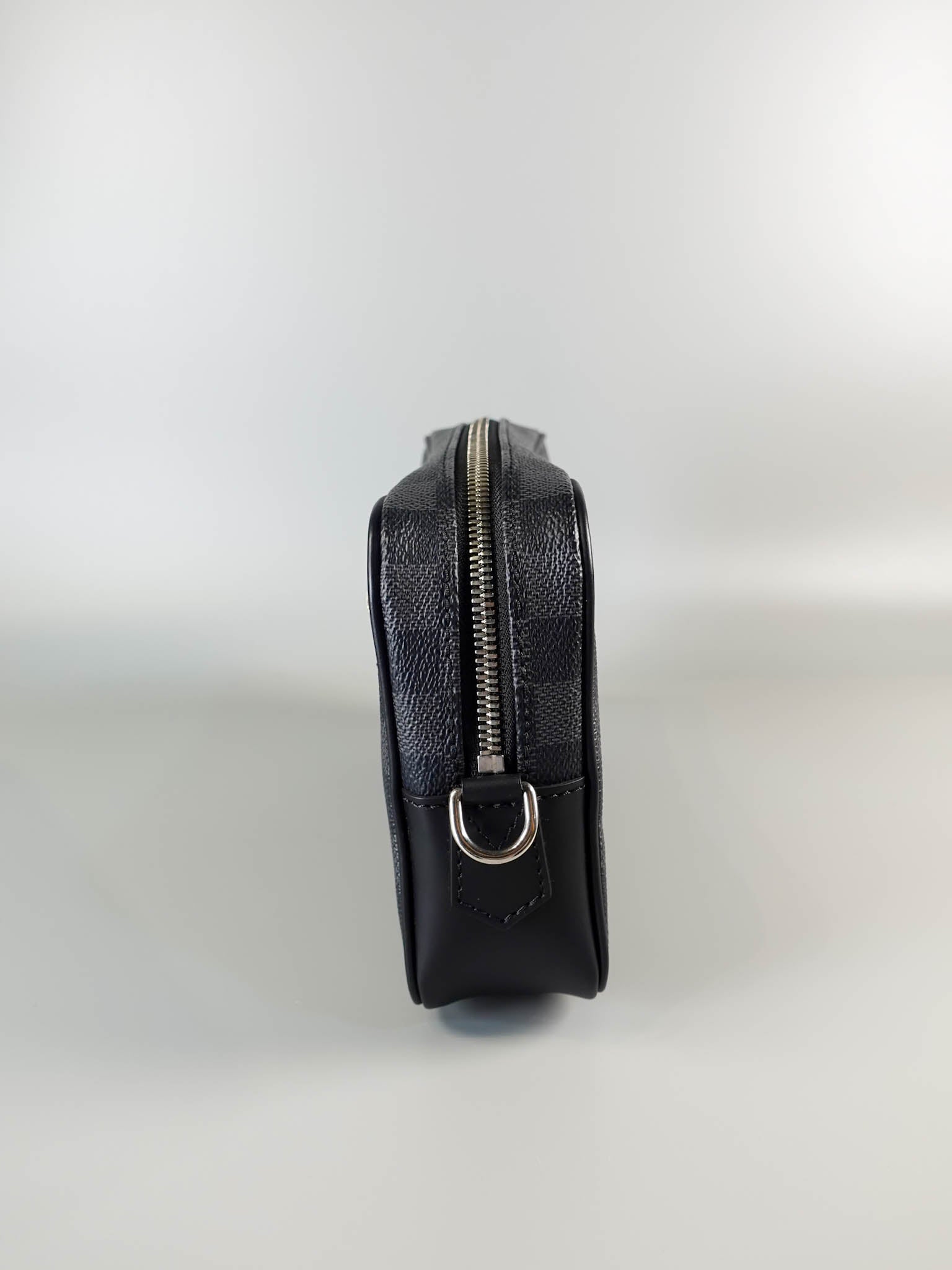 Kasai Clutch in Damier Graphite (Date Code: SR1138) | Purse Maison Luxury Bags Shop