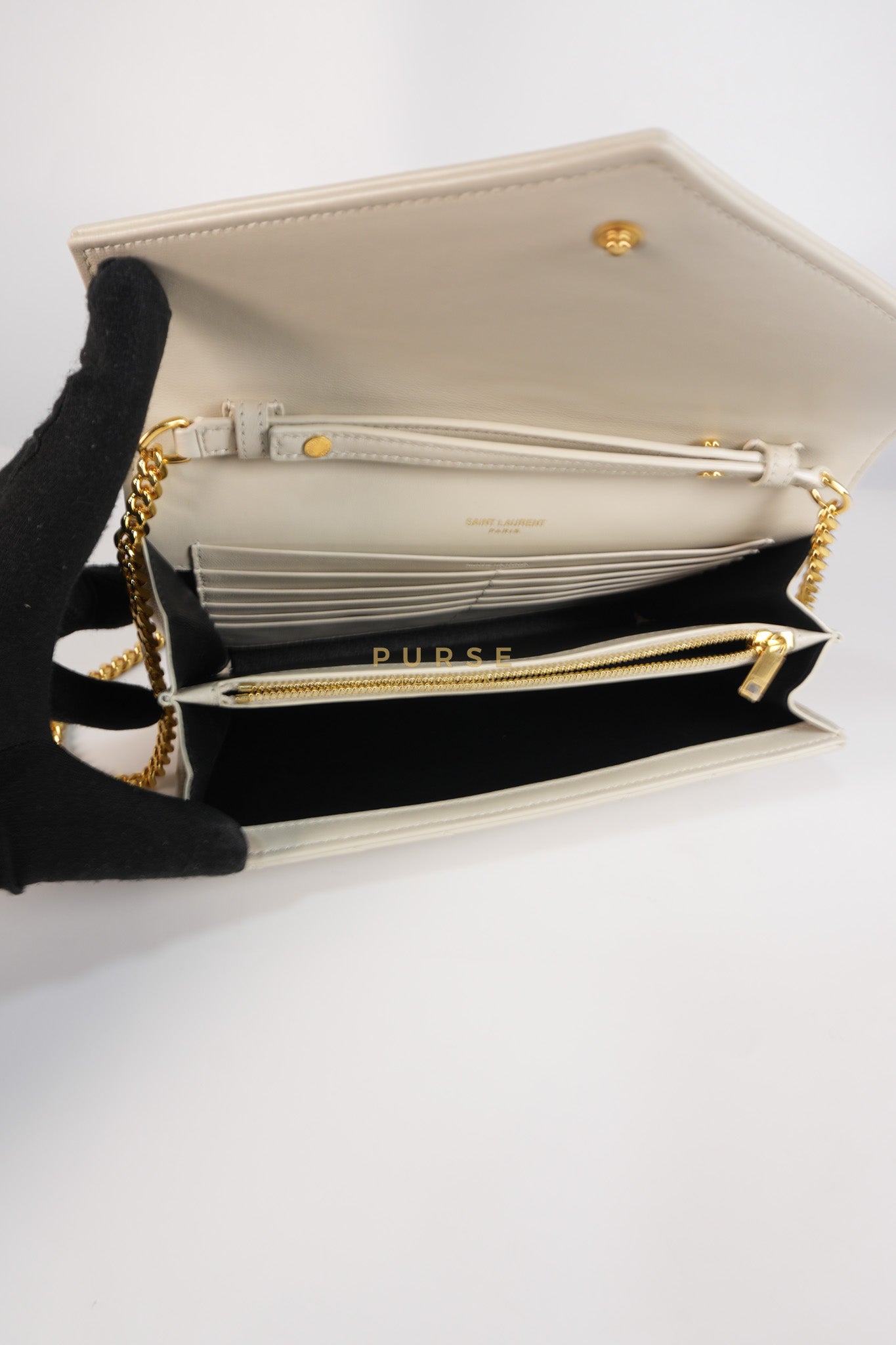 Kate Wallet on Chain in Off White Chevron Quilted Leather | Purse Maison Luxury Bags Shop