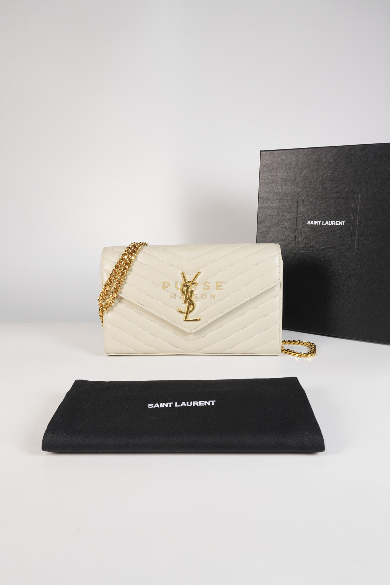 Kate Wallet on Chain in Off White Chevron Quilted Leather | Purse Maison Luxury Bags Shop