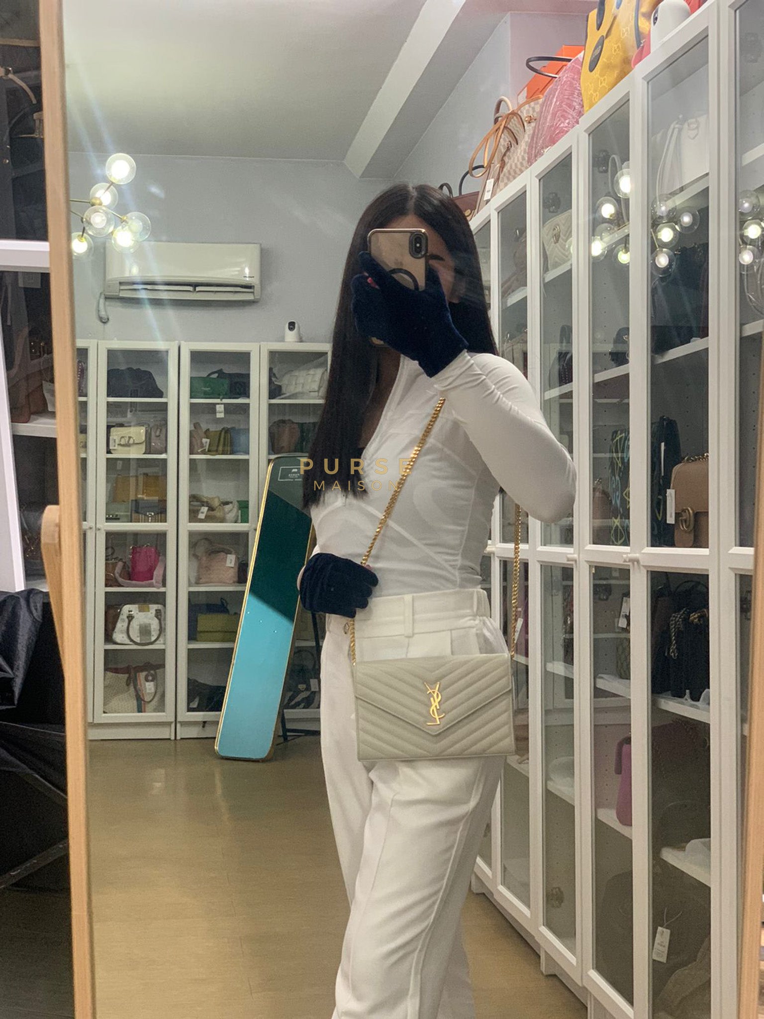Kate Wallet on Chain in Off White Chevron Quilted Leather | Purse Maison Luxury Bags Shop