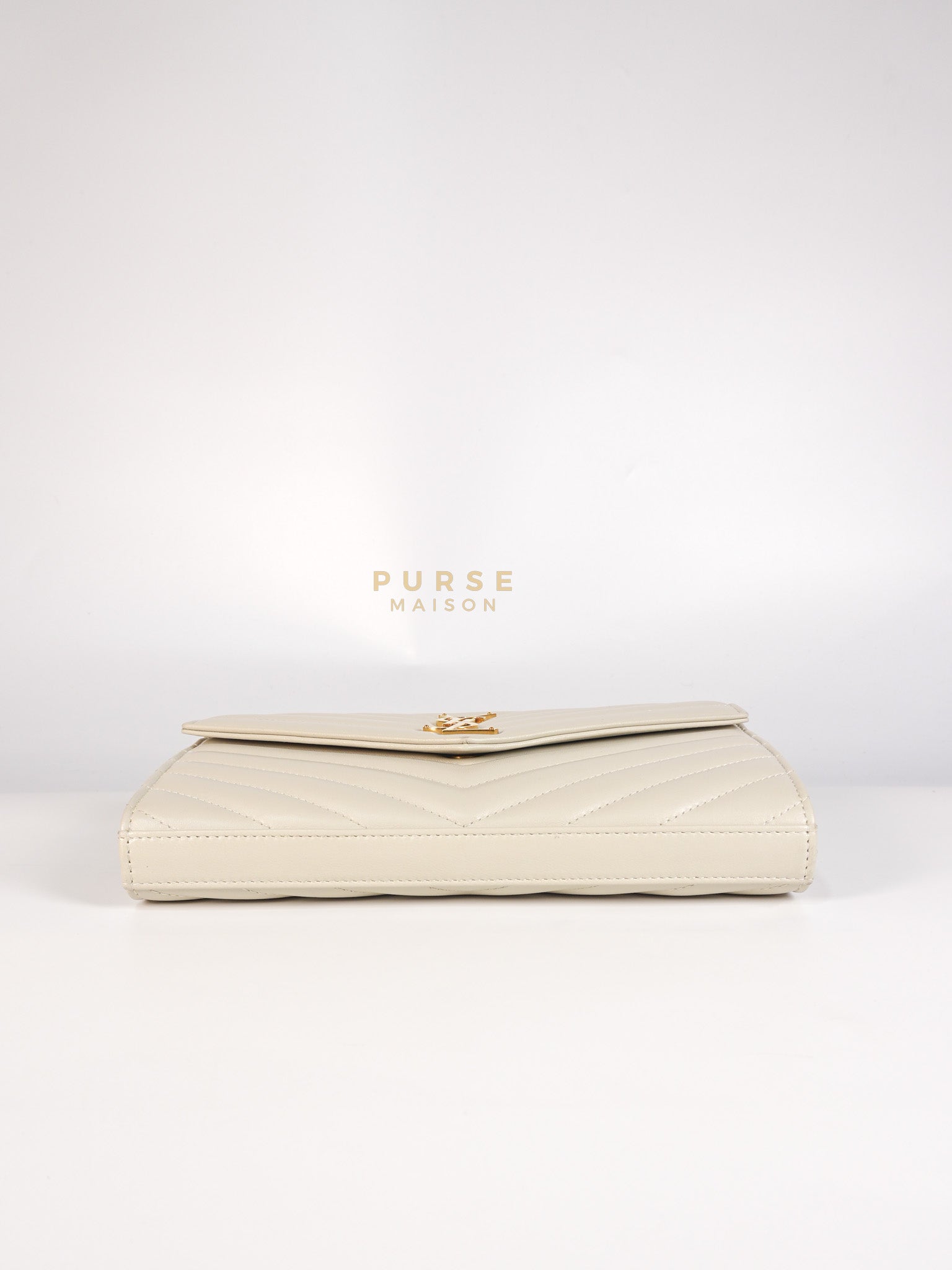 Kate Wallet on Chain in Off White Chevron Quilted Leather | Purse Maison Luxury Bags Shop