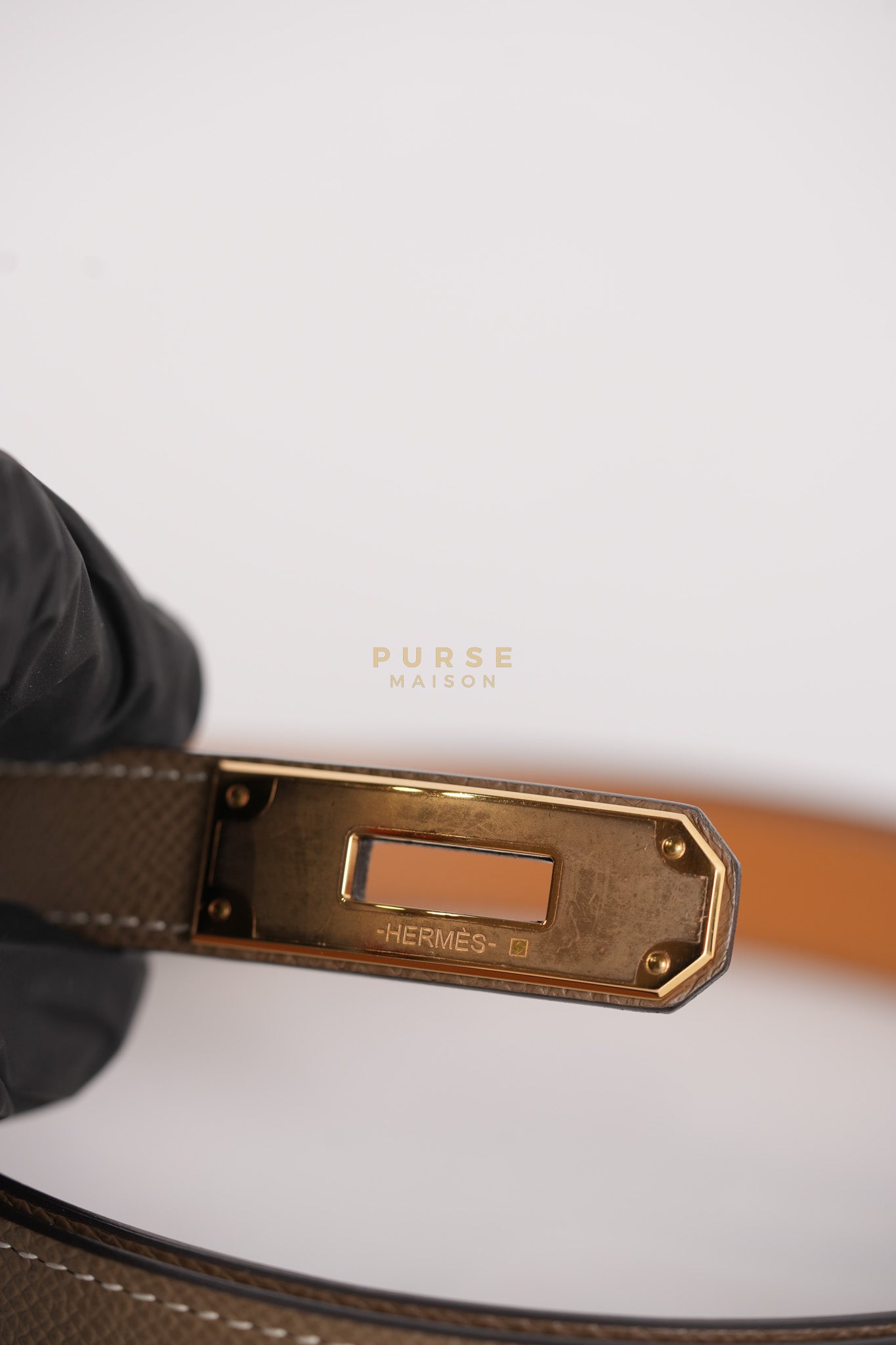 Kelly 18 Belt in Etoupe Epsom Leather & Rose Gold Hardware Stamp B (2023) | Purse Maison Luxury Bags Shop