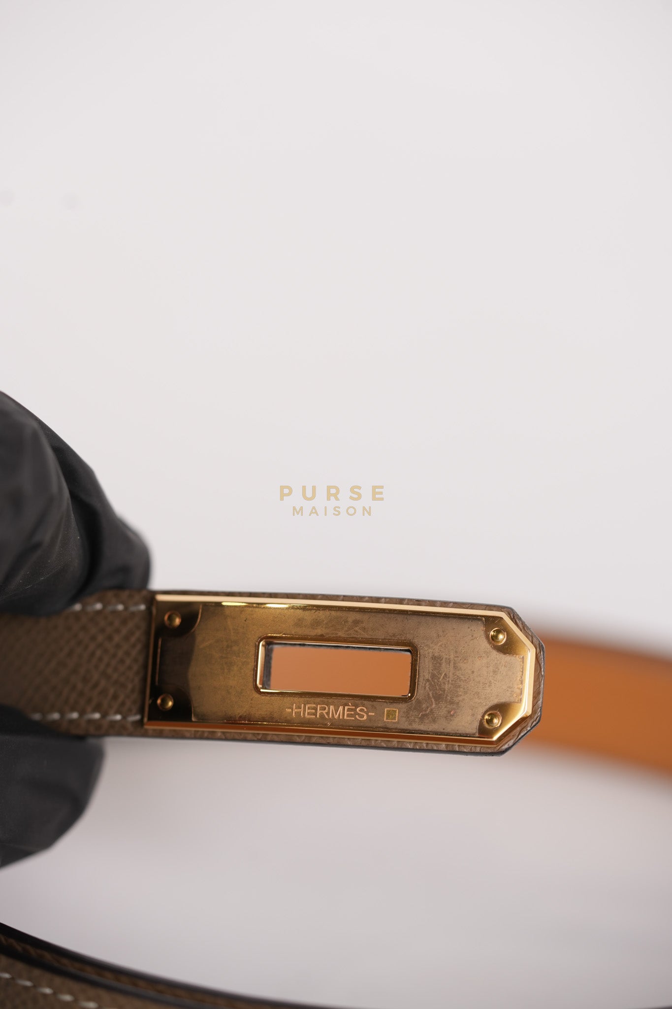 Kelly 18 Belt in Etoupe Epsom Leather & Rose Gold Hardware Stamp B (2023) | Purse Maison Luxury Bags Shop