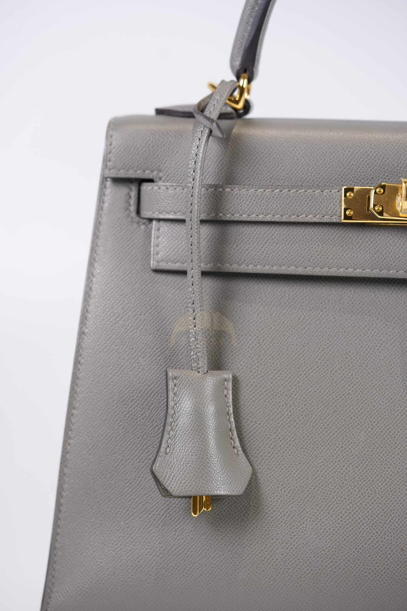 Kelly 25 Gris Mouette Madame Leather in Gold Hardware Stamp B (2023) | Purse Maison Luxury Bags Shop