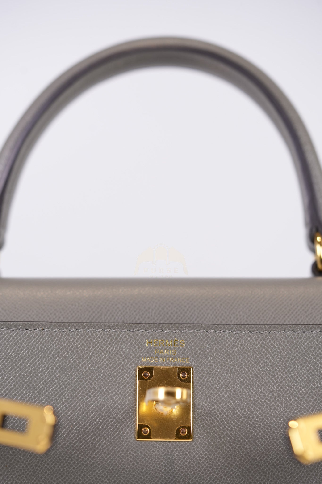 Kelly 25 Gris Mouette Madame Leather in Gold Hardware Stamp B (2023) | Purse Maison Luxury Bags Shop
