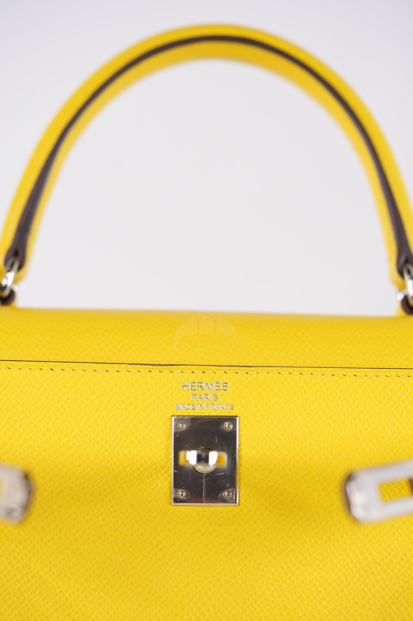 Kelly 25 in Jaune De Naples Sellier Epsom Leather & Palladium Hardware Stamp U (2022) | Purse Maison Luxury Bags Shop