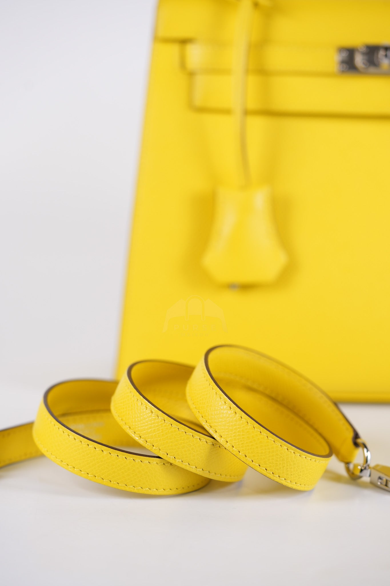 Kelly 25 in Jaune De Naples Sellier Epsom Leather & Palladium Hardware Stamp U (2022) | Purse Maison Luxury Bags Shop
