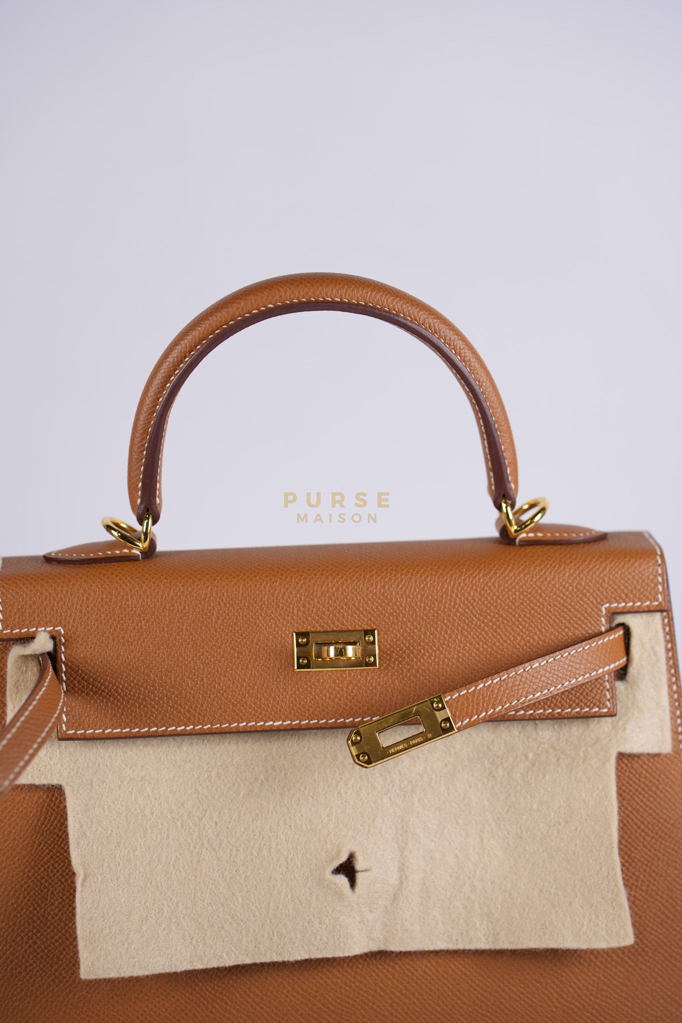 Kelly 25 Sellier Gold in Epsom Leather and Gold Hardware Stamp B (2023) | Purse Maison Luxury Bags Shop
