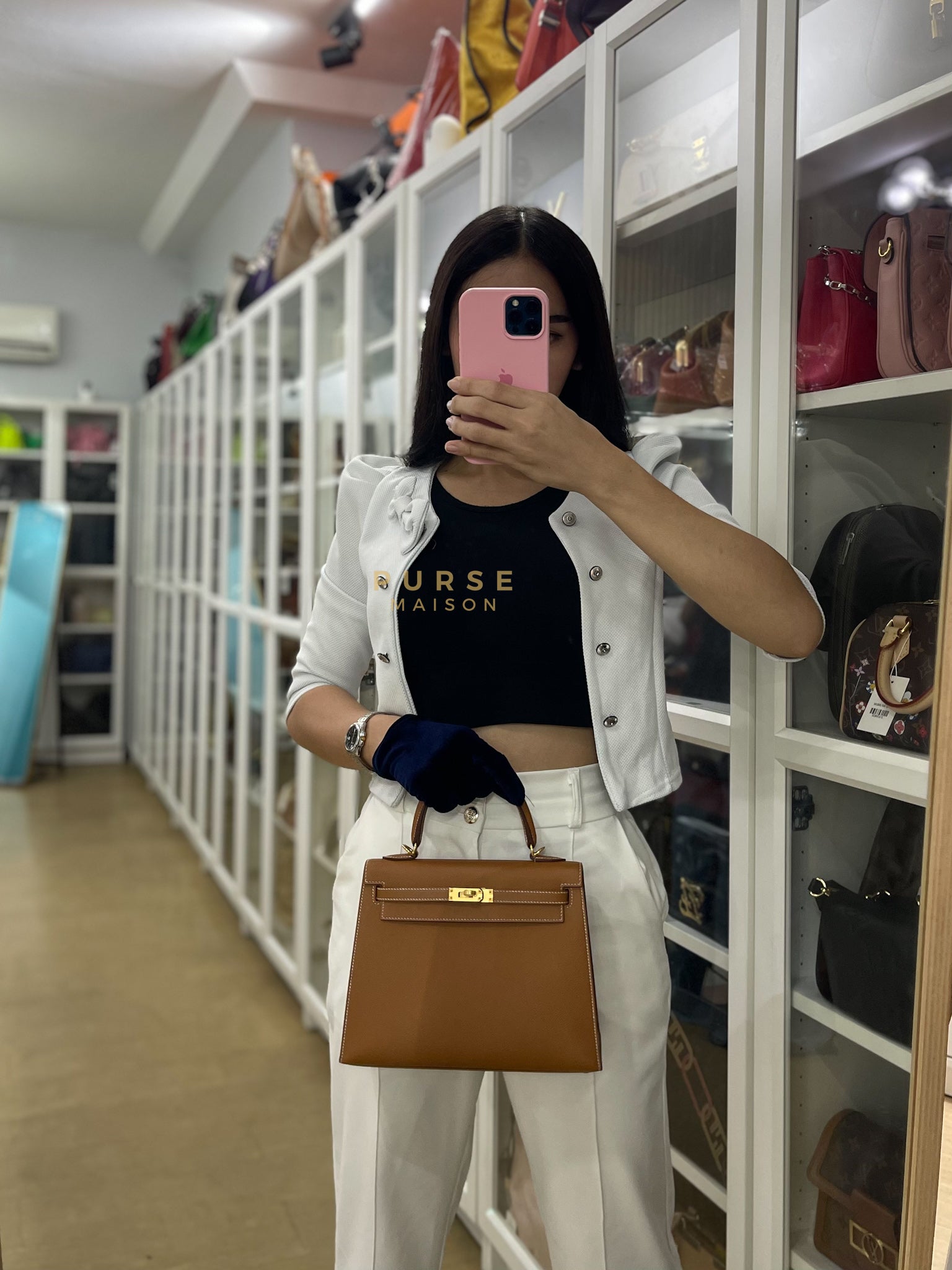 Kelly 25 Sellier Gold in Epsom Leather and Gold Hardware Stamp B (2023) | Purse Maison Luxury Bags Shop
