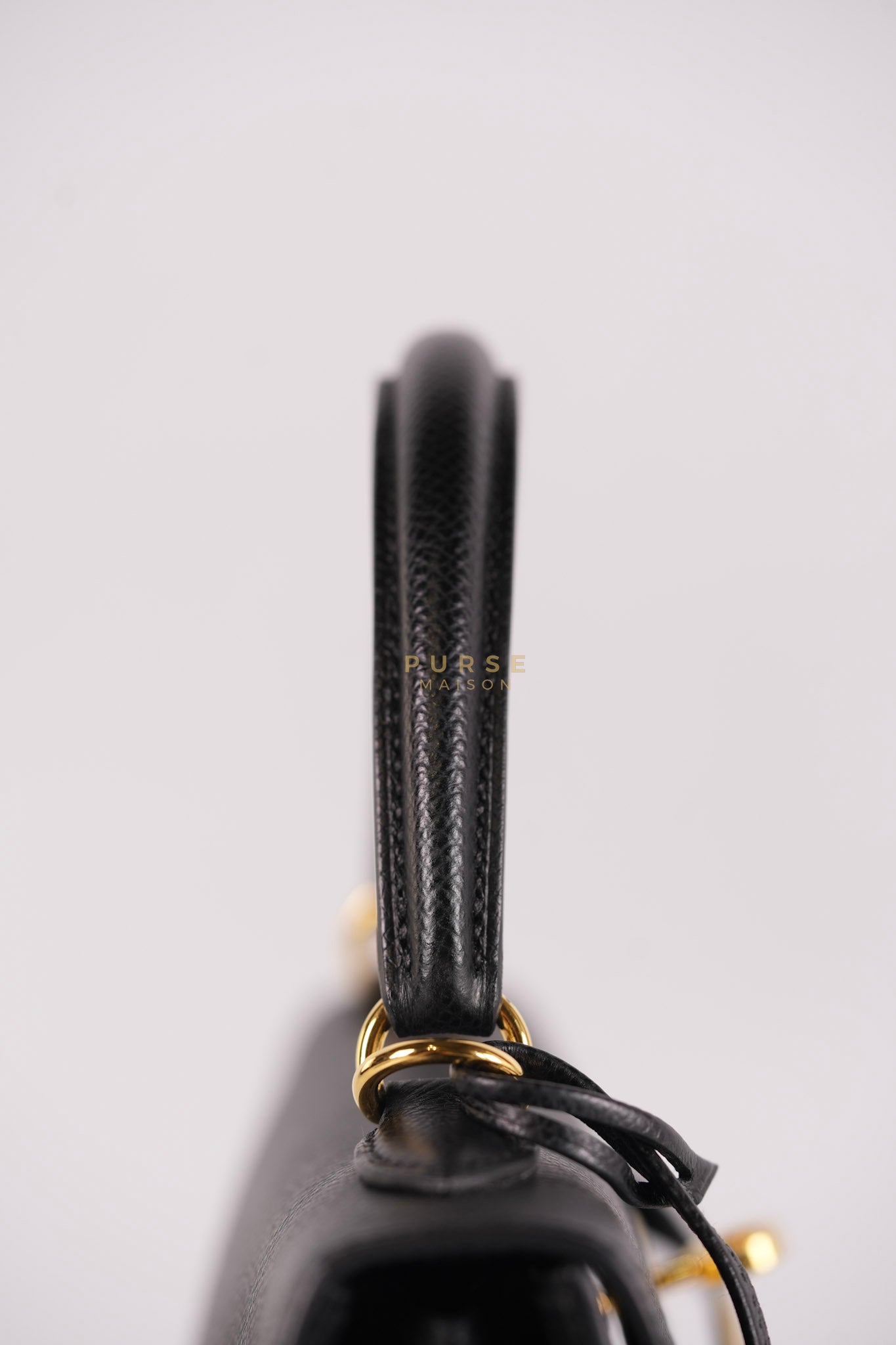 Kelly 25 Sellier in Black Epsom Leather and Gold Hardware Stamp Z (2021) | Purse Maison Luxury Bags Shop