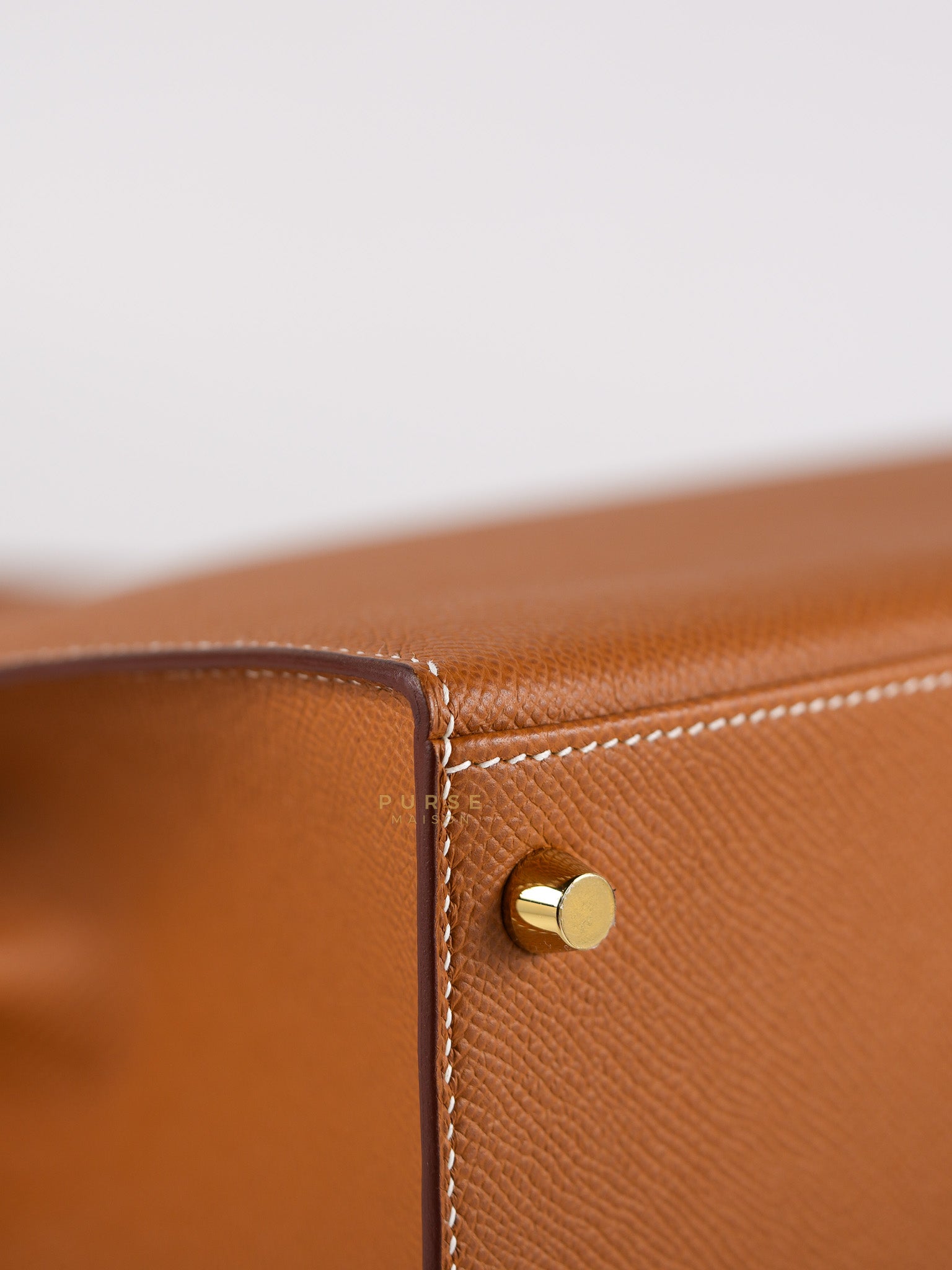 Kelly 28 Gold on Gold Epsom Leather in Gold Hardware Stamp B (2023) | Purse Maison Luxury Bags Shop