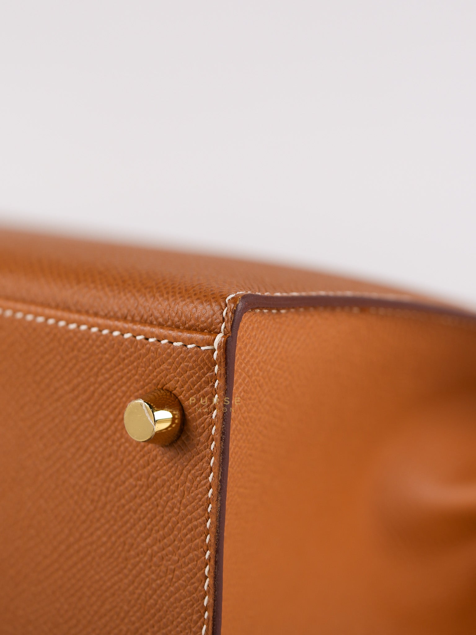 Kelly 28 Gold on Gold Epsom Leather in Gold Hardware Stamp B (2023) | Purse Maison Luxury Bags Shop