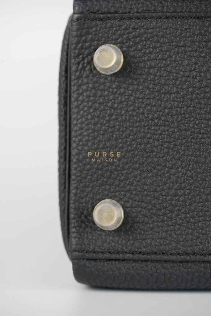 Kelly 28 in Noir Togo Leather & Gold Hardware Stamp W(2024) | Purse Maison Luxury Bags Shop