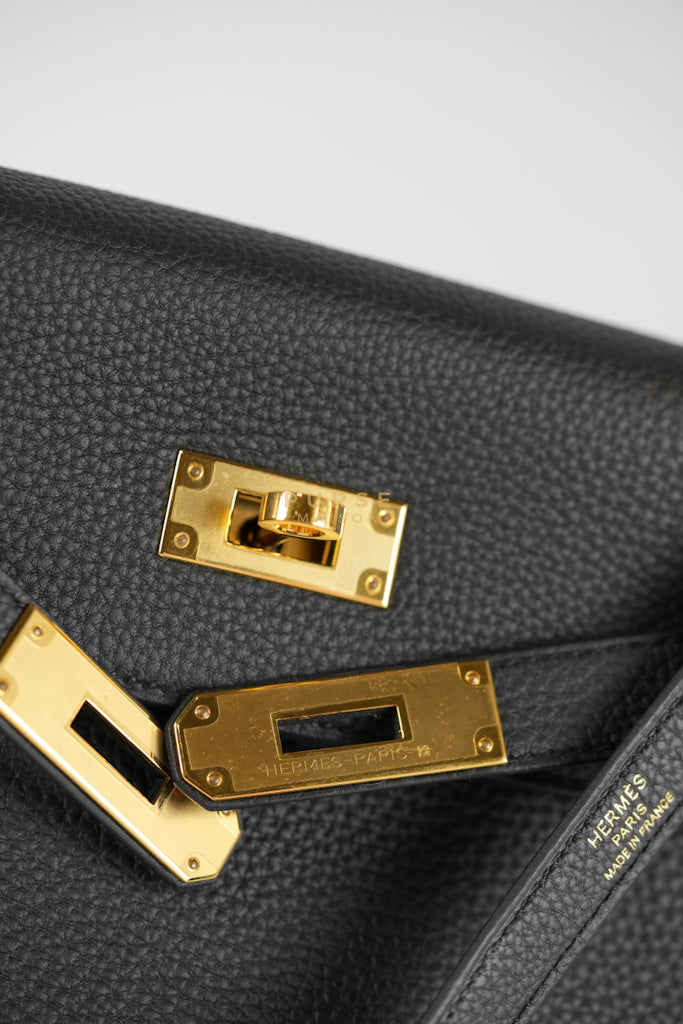 Kelly 28 in Noir Togo Leather & Gold Hardware Stamp W(2024) | Purse Maison Luxury Bags Shop