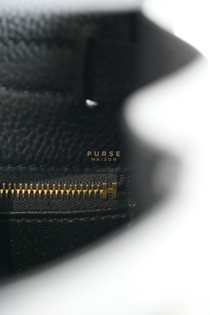 Kelly 28 in Noir Togo Leather & Gold Hardware Stamp W(2024) | Purse Maison Luxury Bags Shop