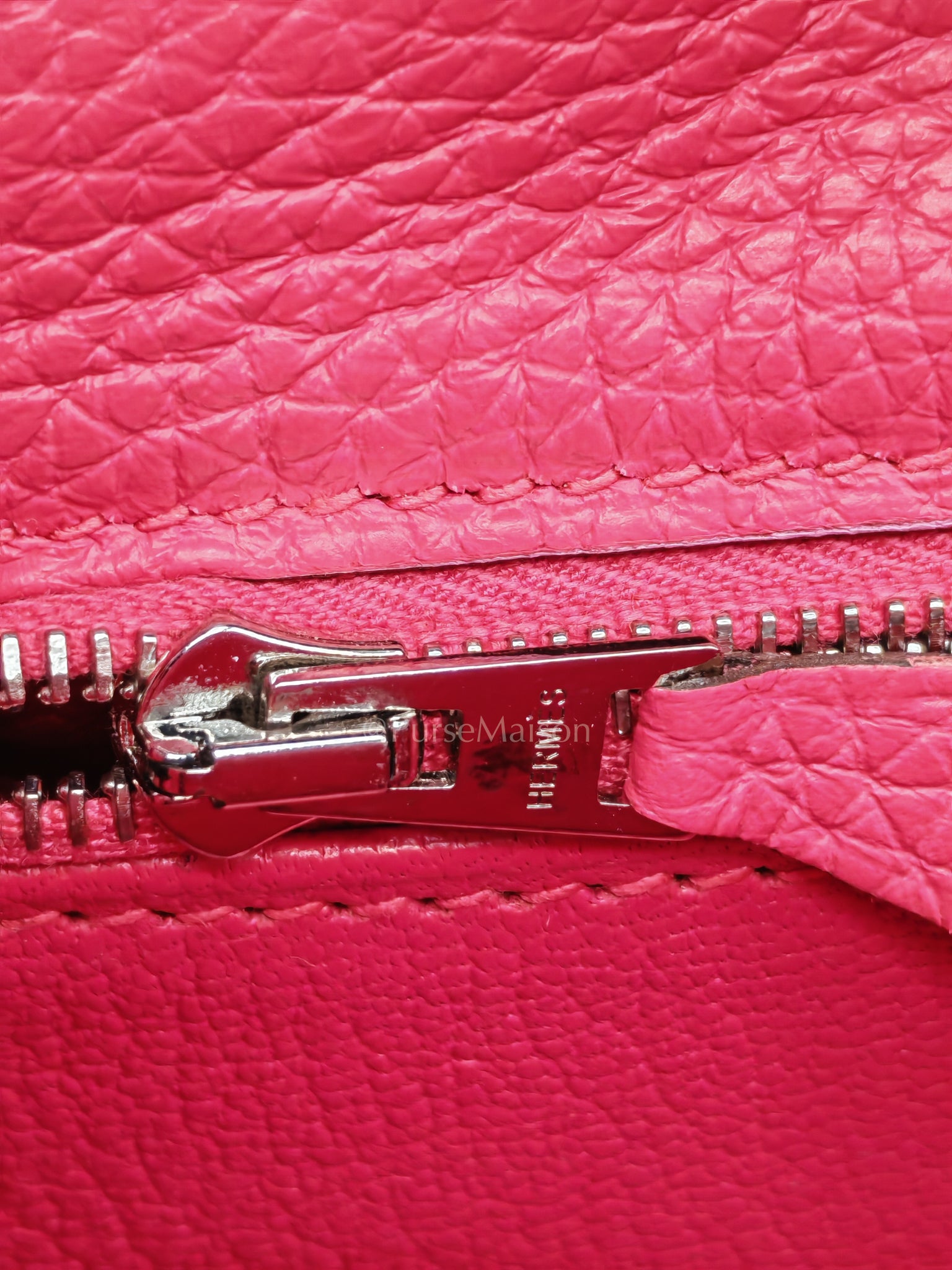 Kelly 28 Retourne in Rose Extreme Clemence in Palladium Hardware Stamp D (2019) | Purse Maison Luxury Bags Shop